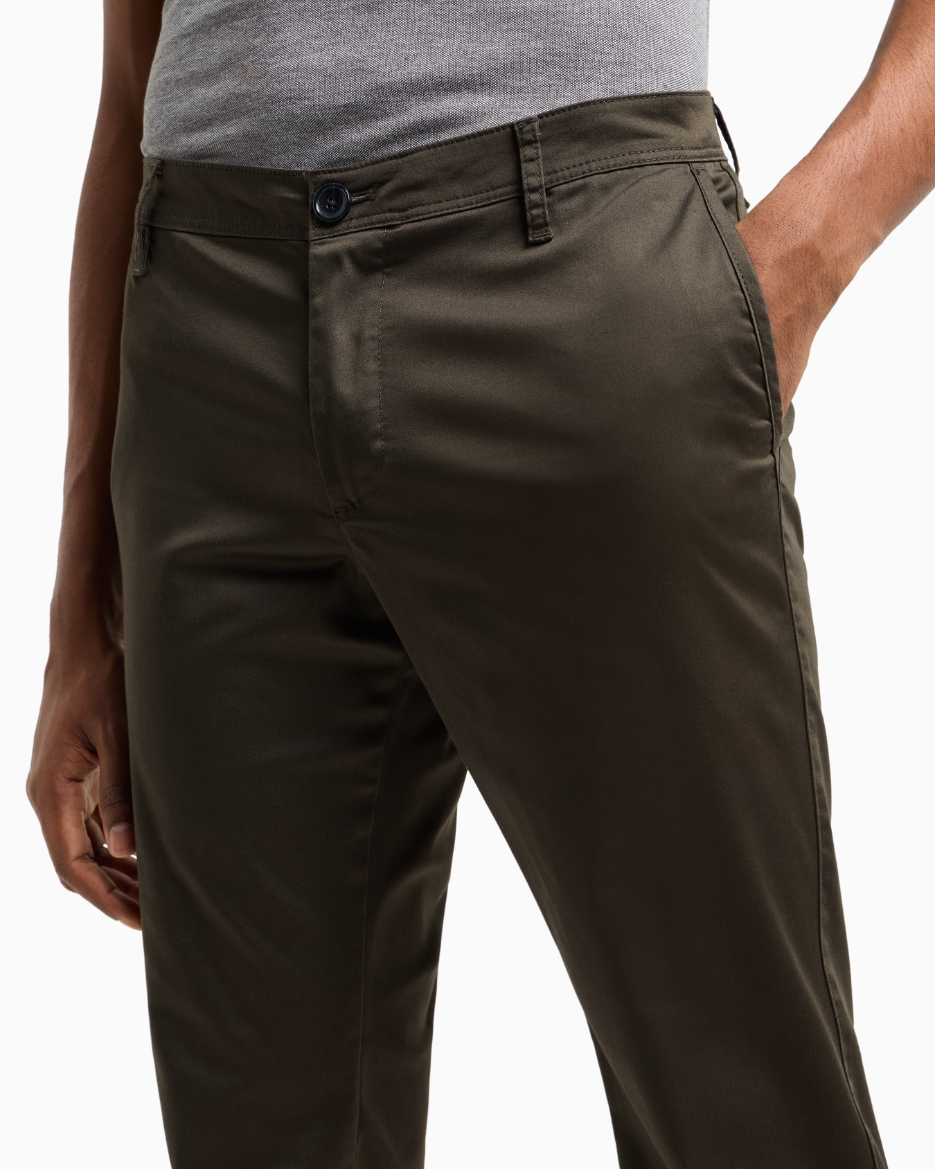 Stretch cotton chinos Slide 4