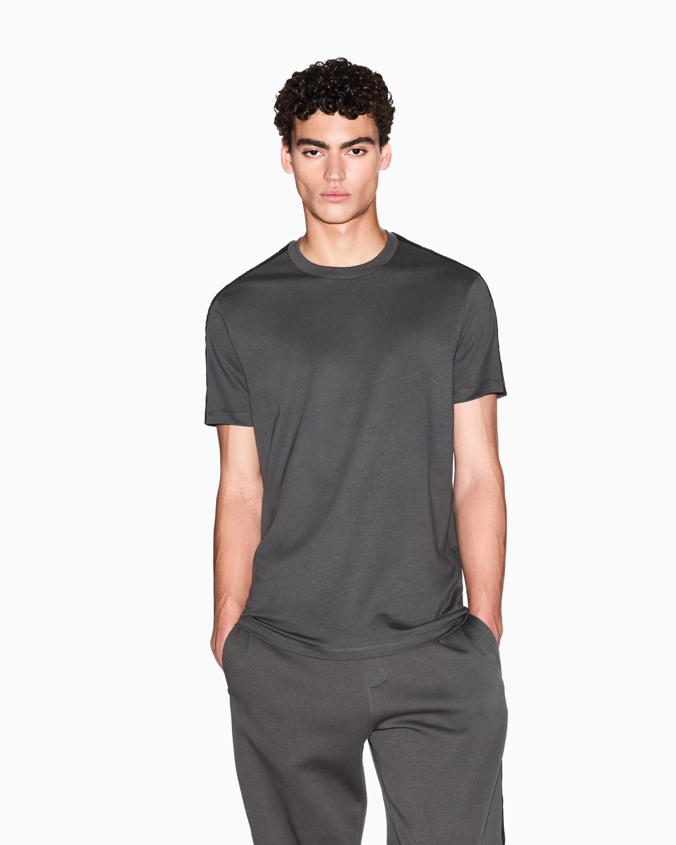 Contrasting regular fit tape t-shirt Slide 3