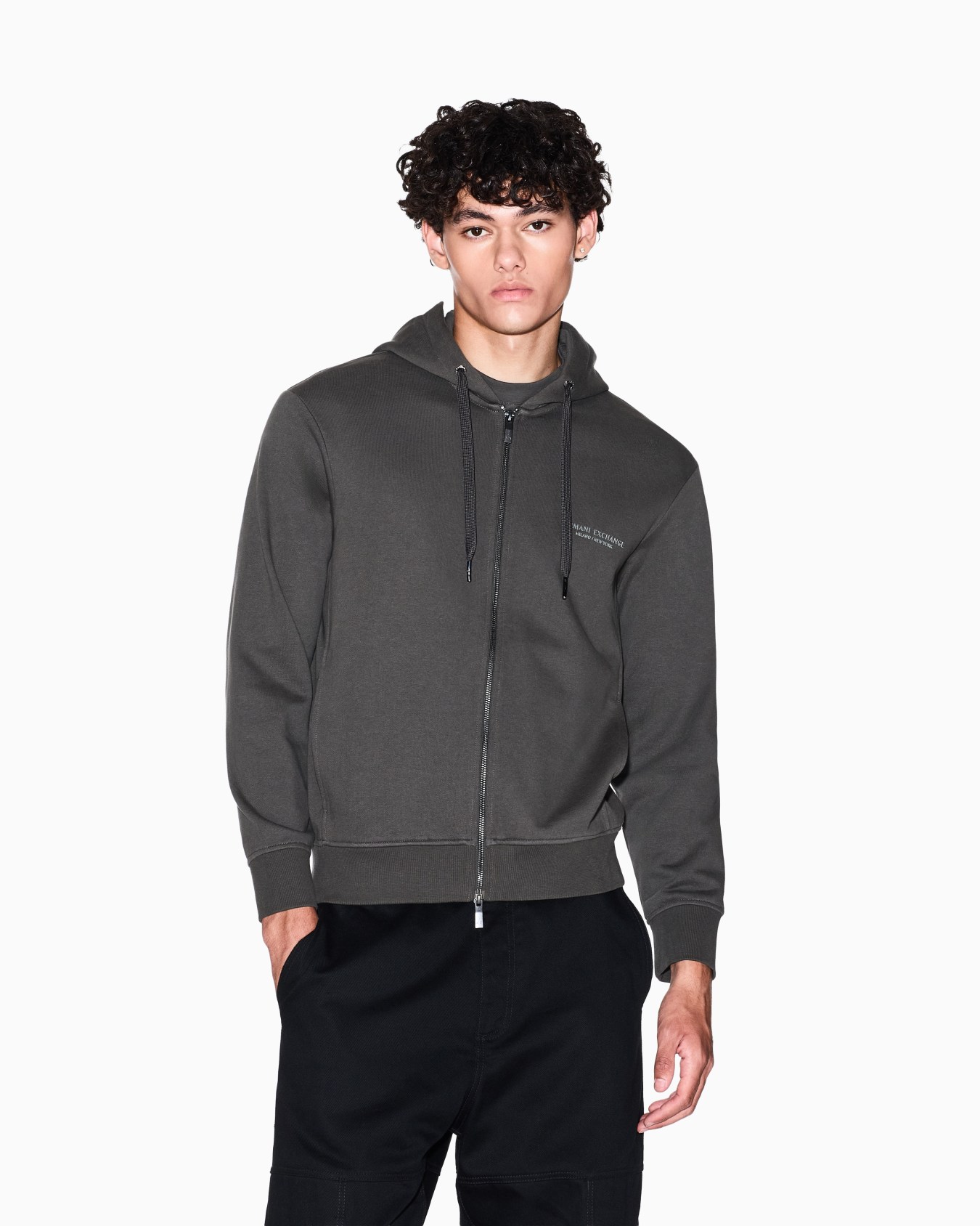 Basic zip-up hoodie Slide 3