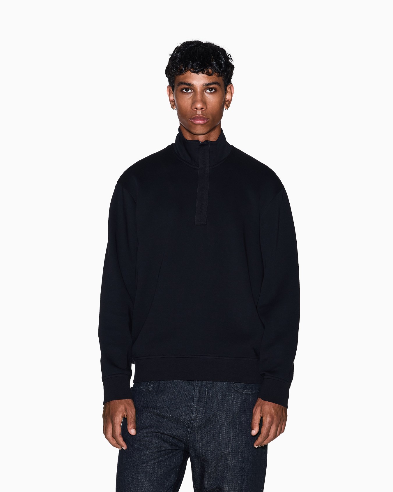 Sudadera con cuello alto y botones Diapositiva 3