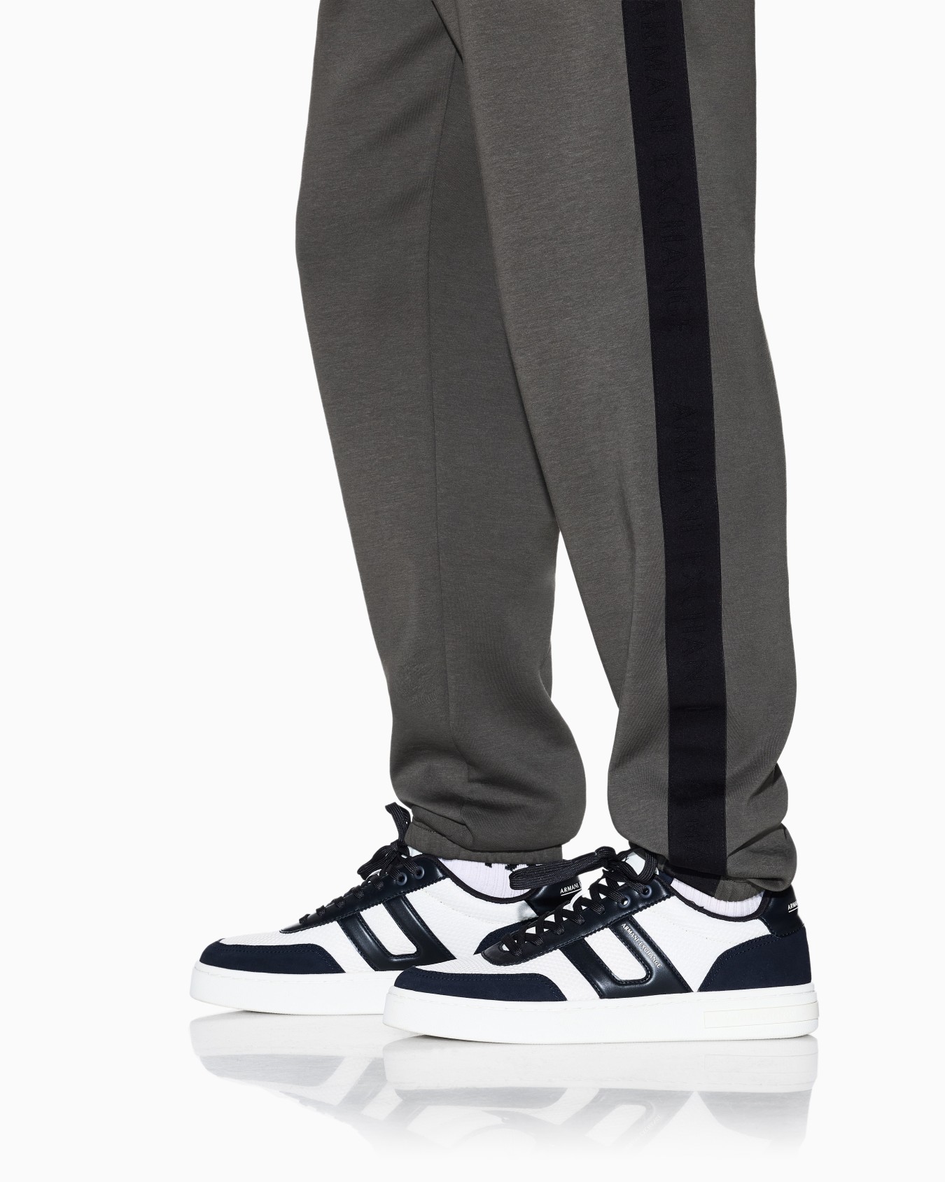 Pantalon de jogging à rayures avec logo Diapositive 4