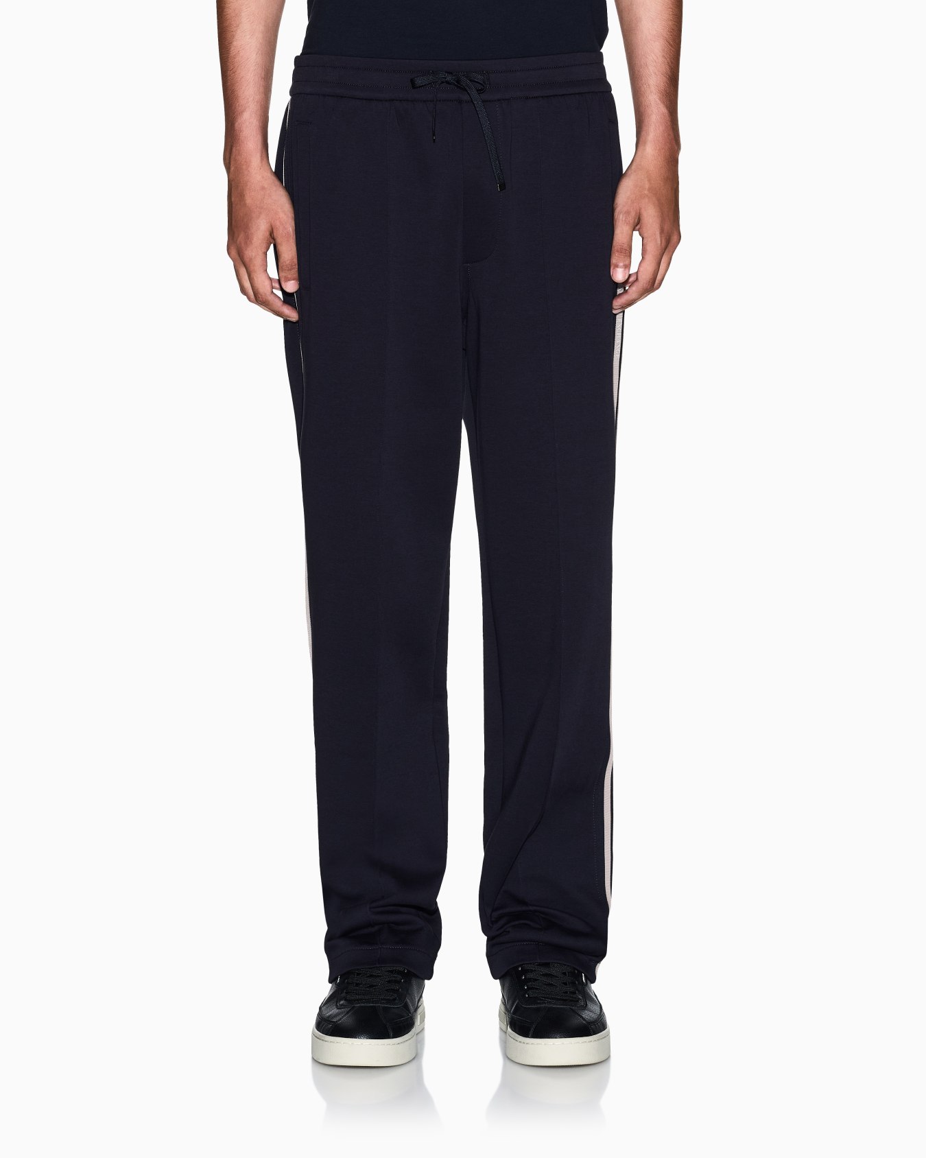 Trousers with contrasting stripes Slide 3
