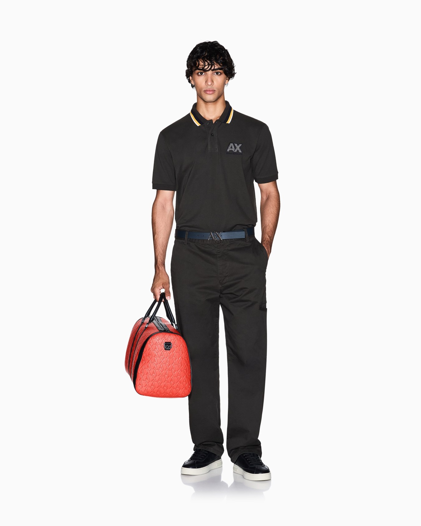 Regular fit polo shirt with striped collar Slide 1
