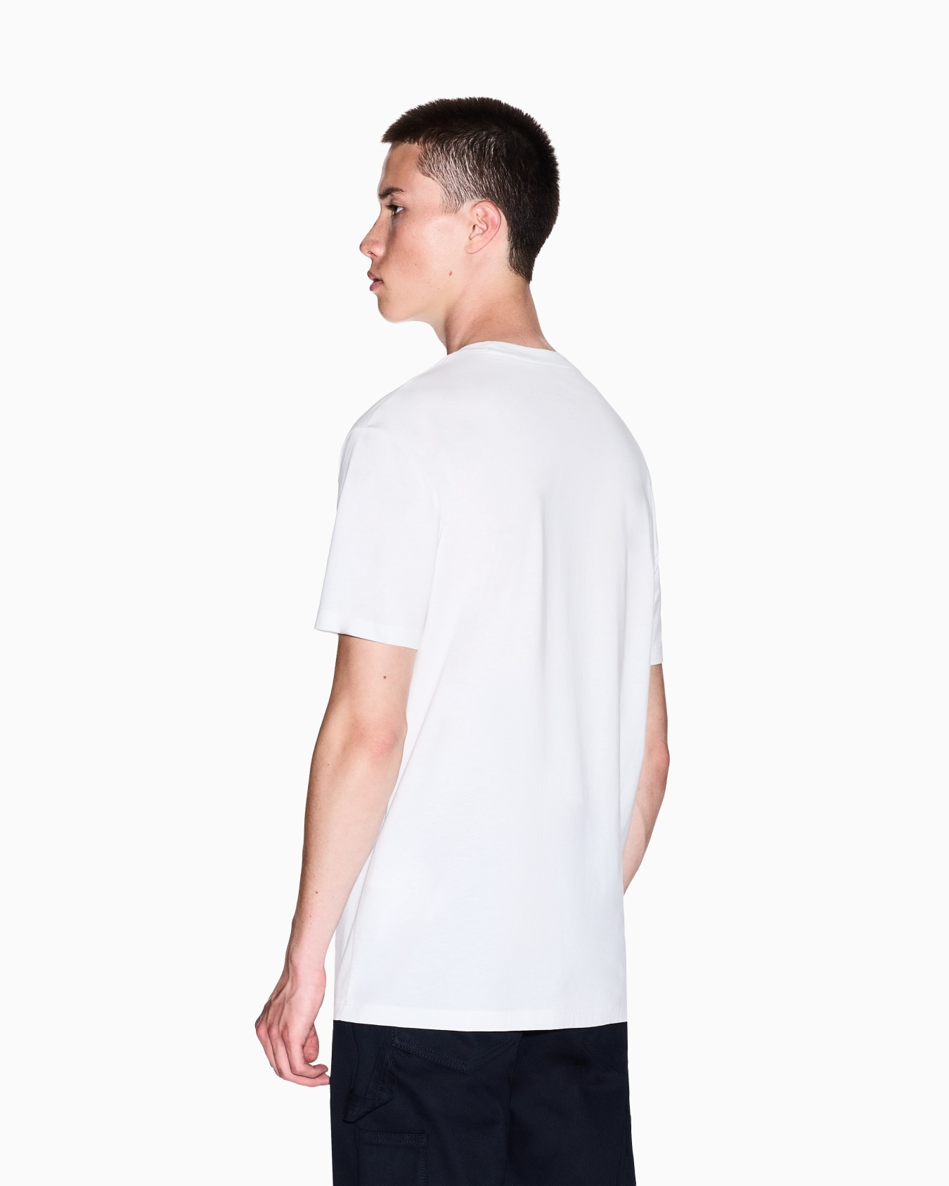 T-shirt à imprimé graphique coupe régulière Diapositive 2