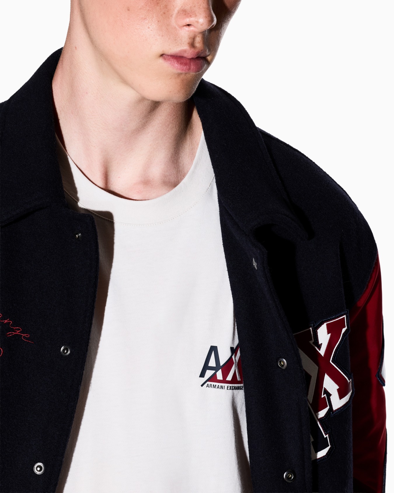 Regular Fit T-Shirts Slide 4
