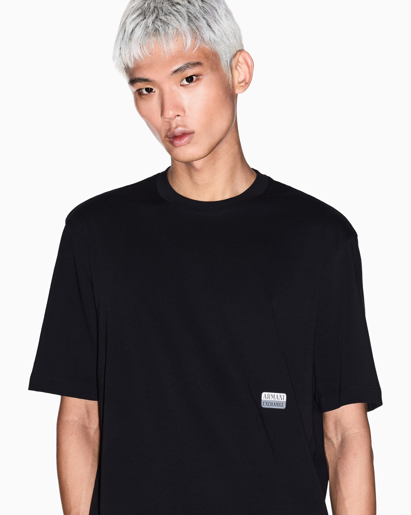 Regular fit T-shirt with small logo Slide 4