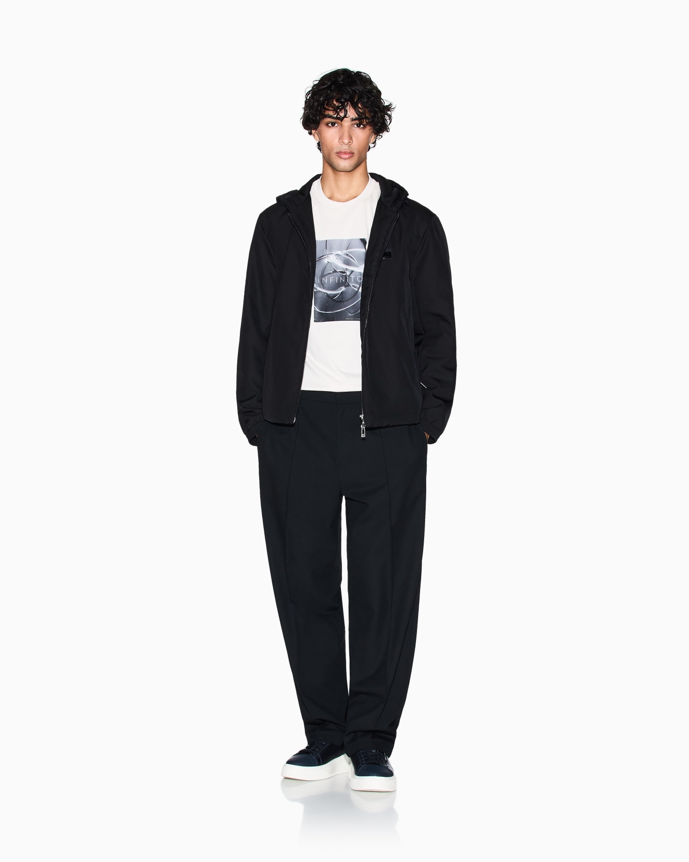 Infinity regular fit T-shirt Slide 1