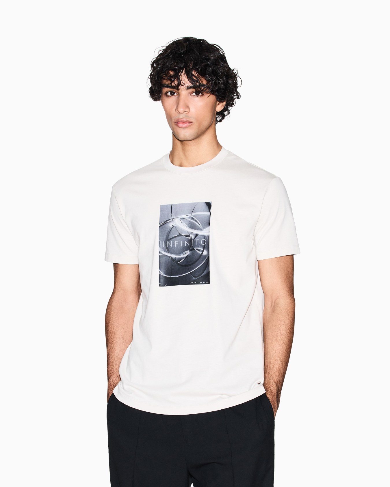 Infinity regular fit T-shirt Slide 3