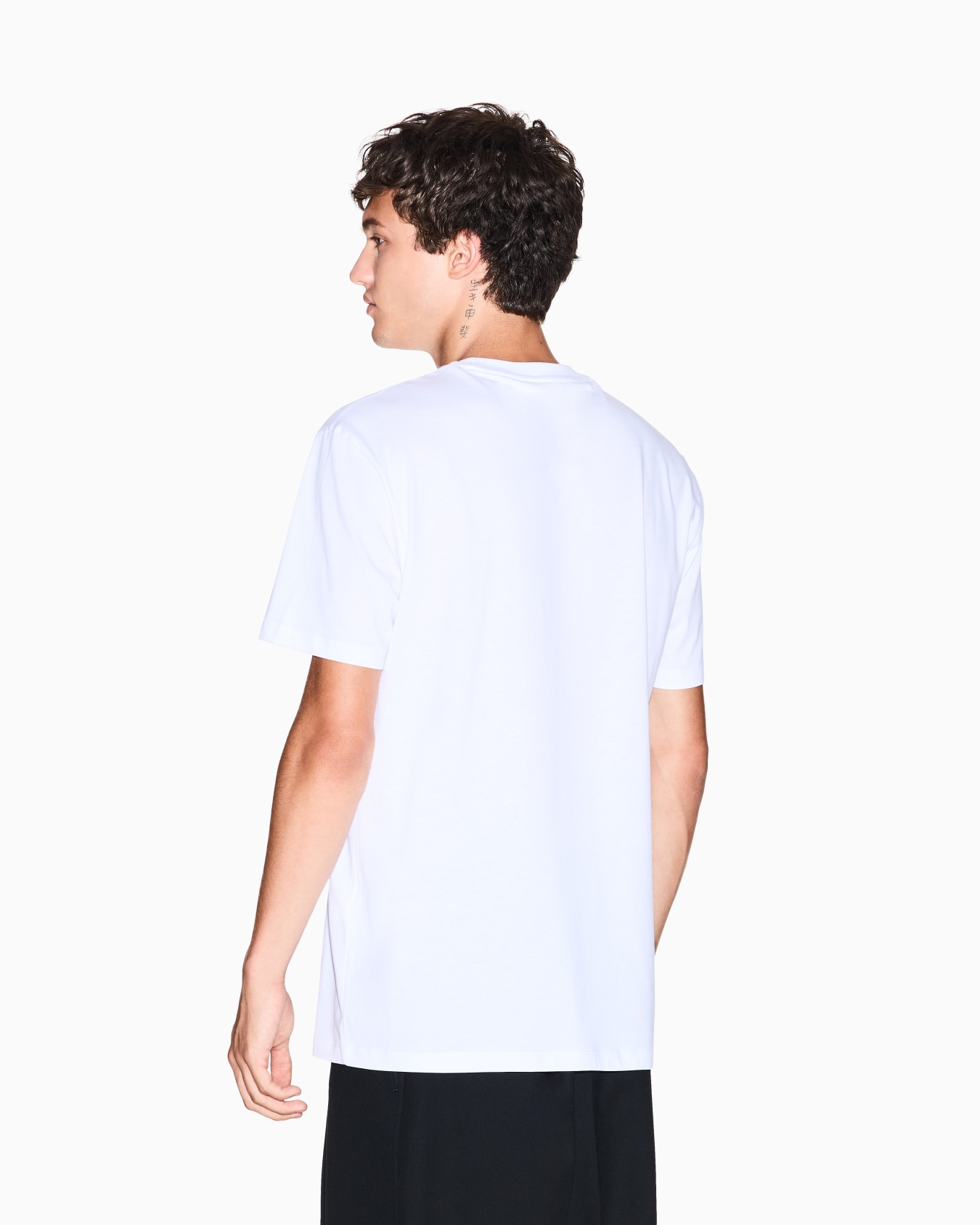 Regular Fit T-Shirts Slide 2