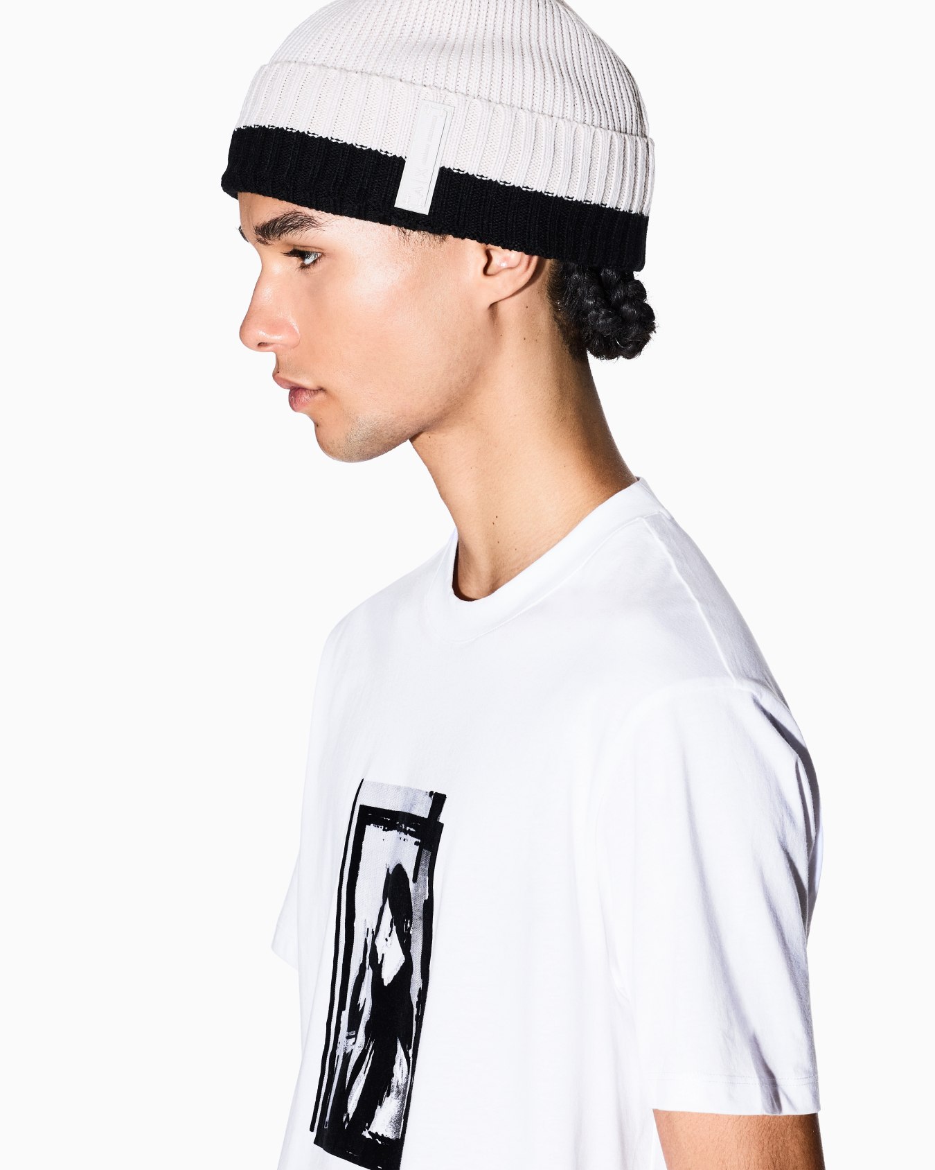 Cap with ribbed profile Diapositiva 2
