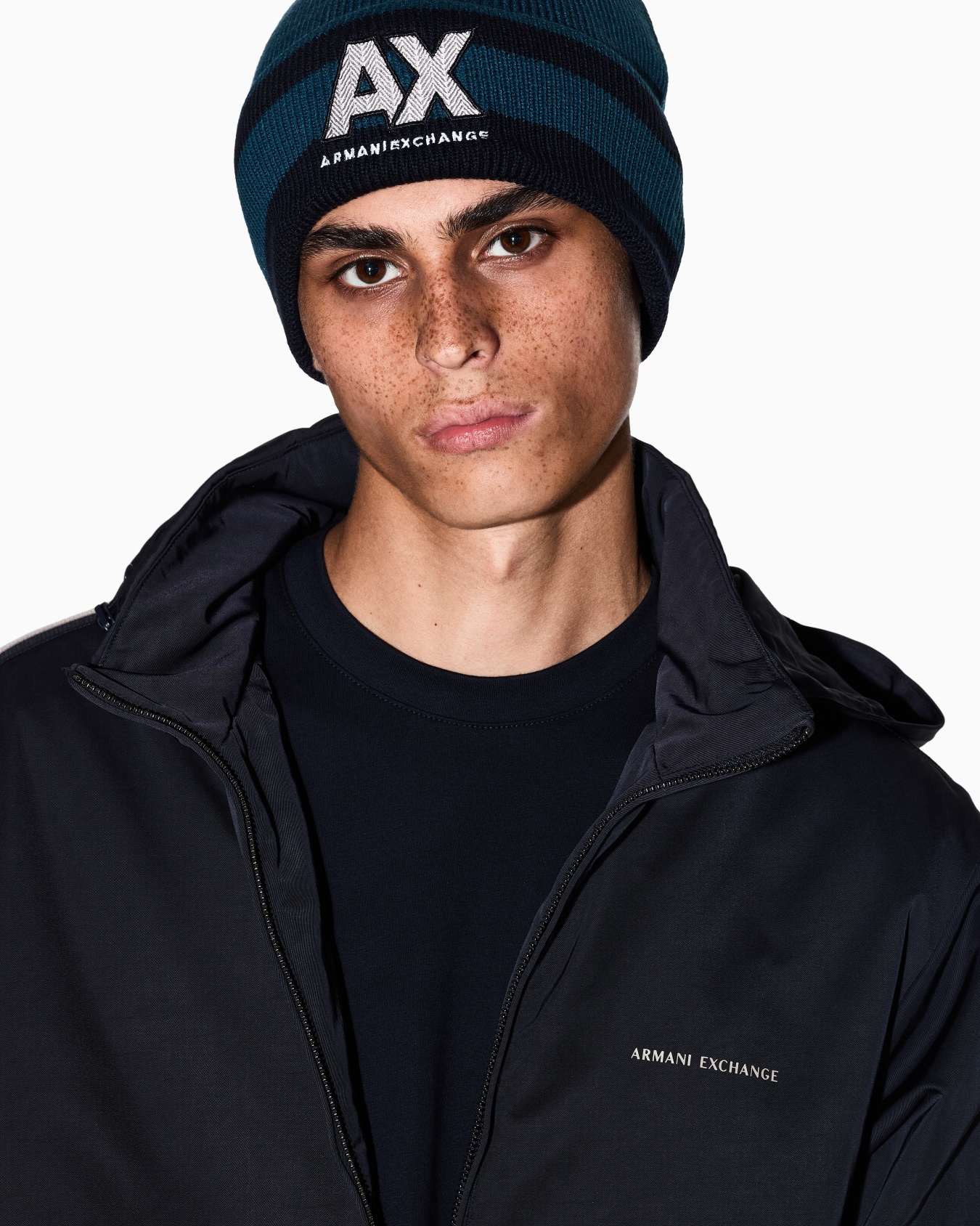 Beanie hat with logo Diapositiva 2