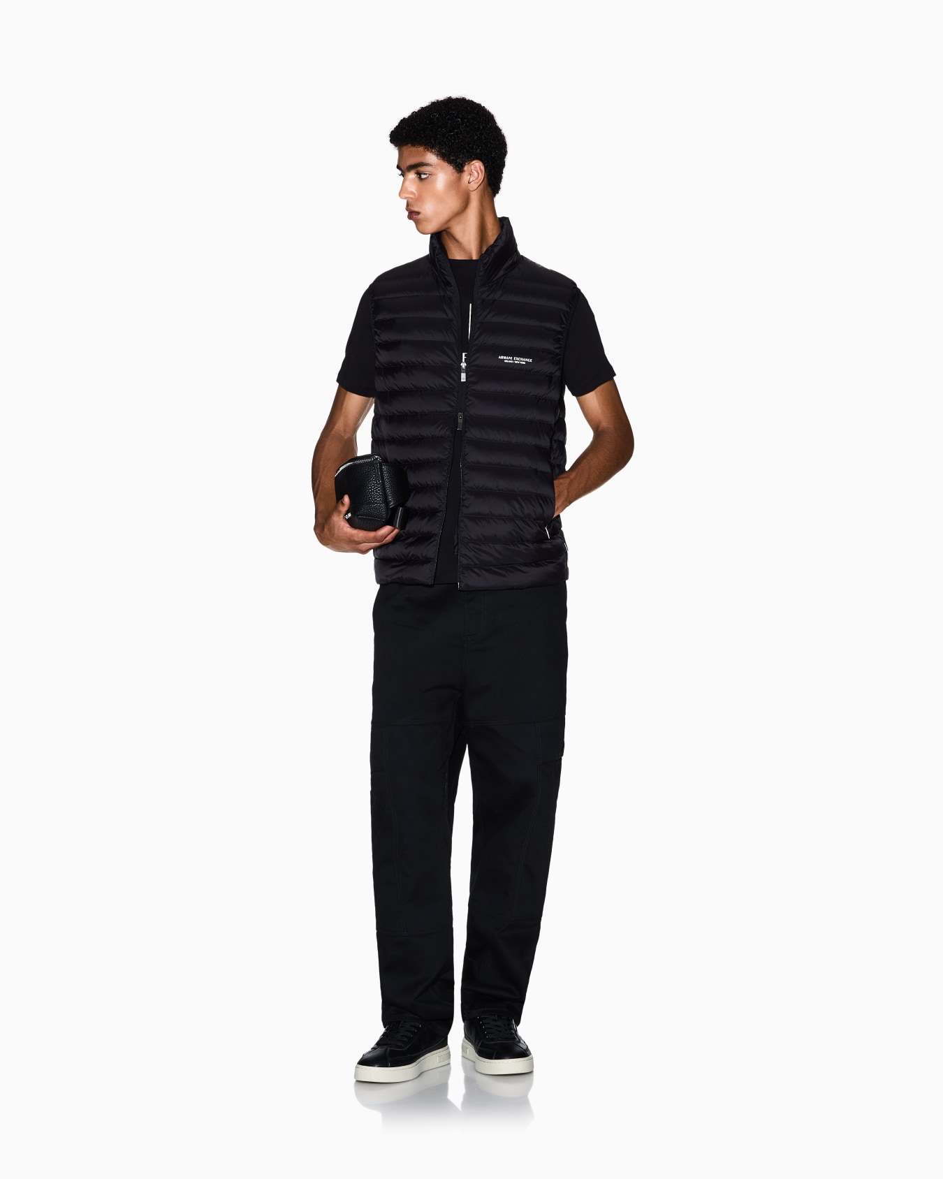 Full zip sleeveless down jacket Slide 1