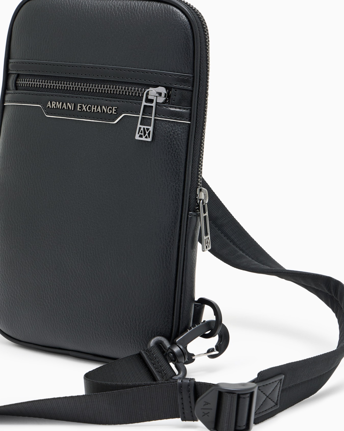 One-shoulder bag with shiny effect Slide 4