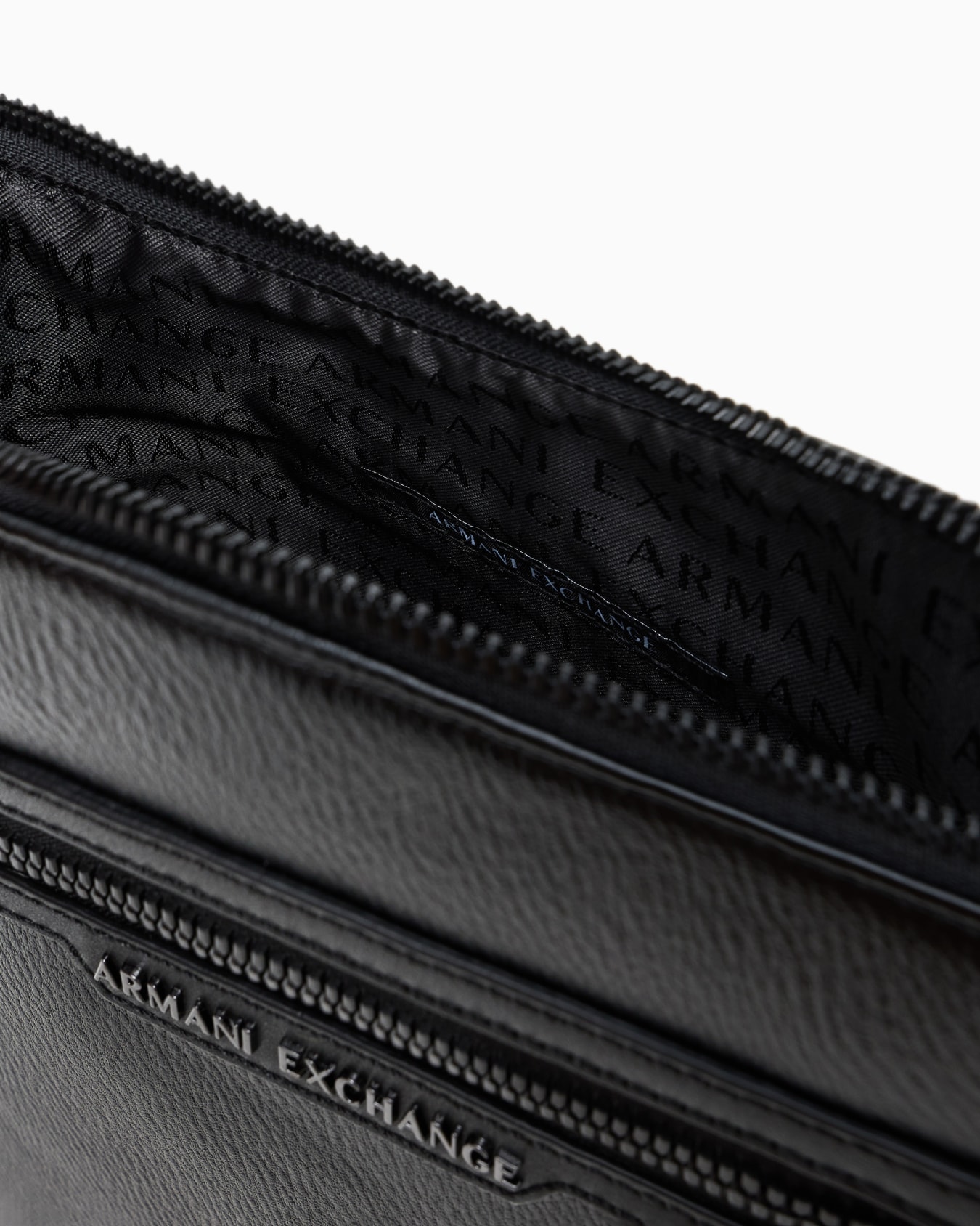 Crossbody Bags Slide 3