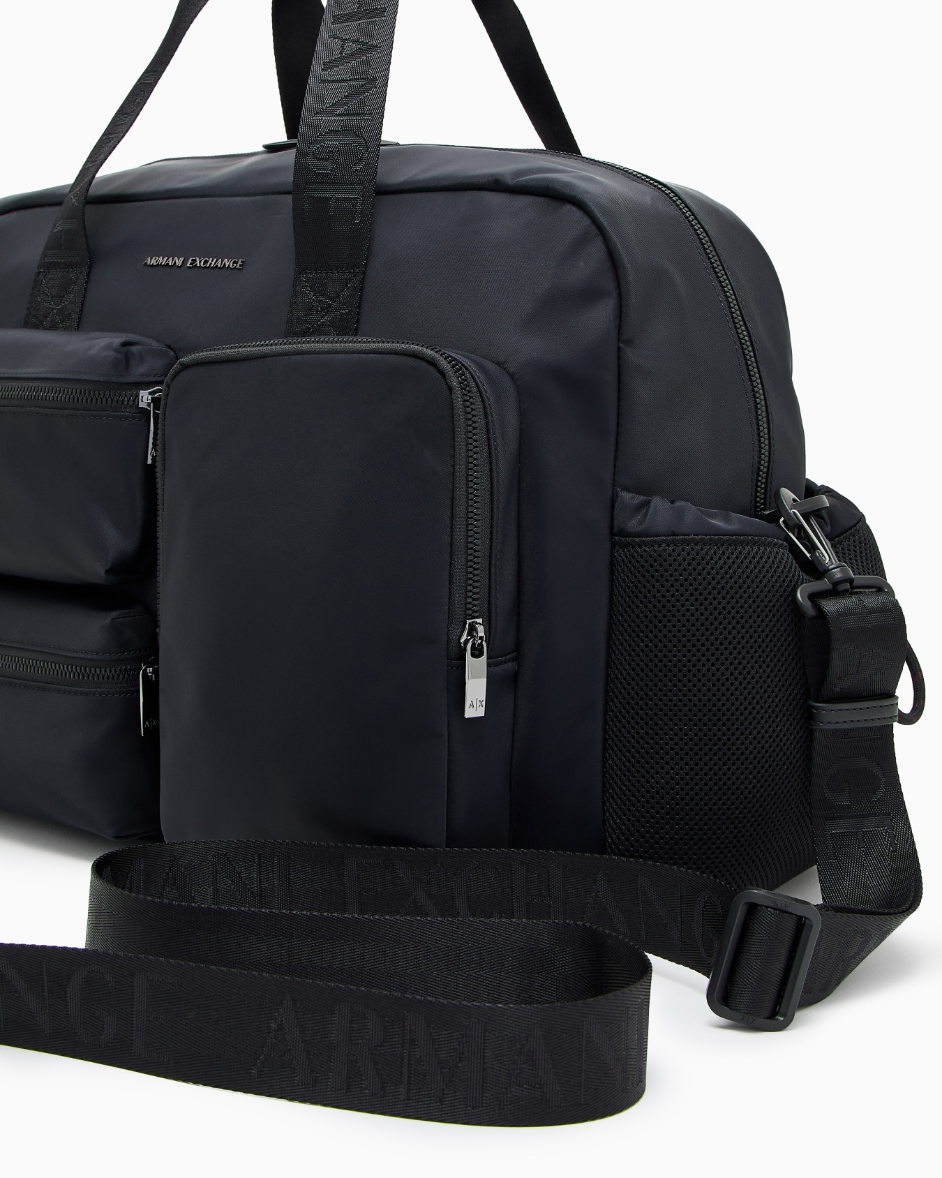  Multi-pocket bag Slide 4