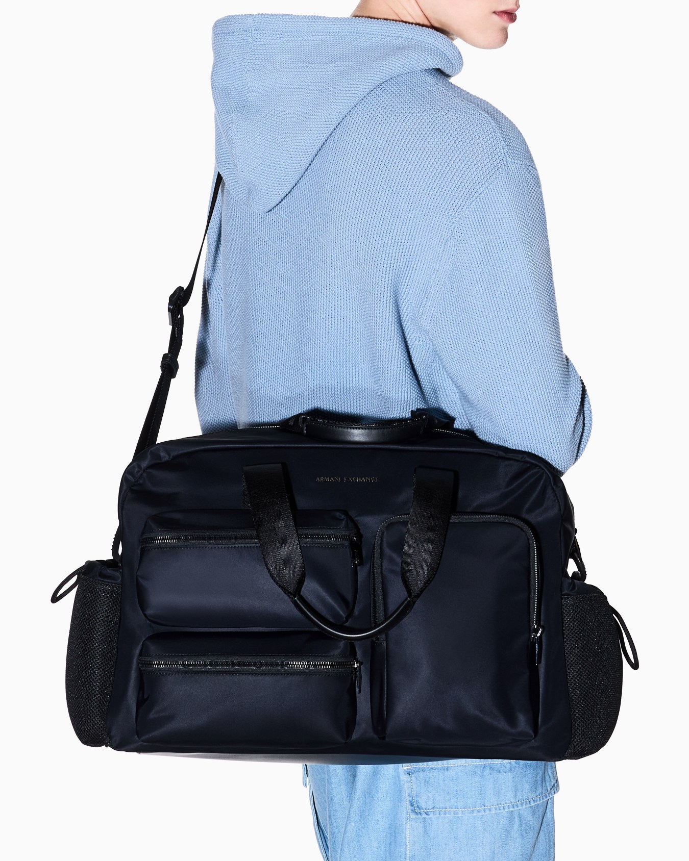  Multi-pocket bag Slide 6