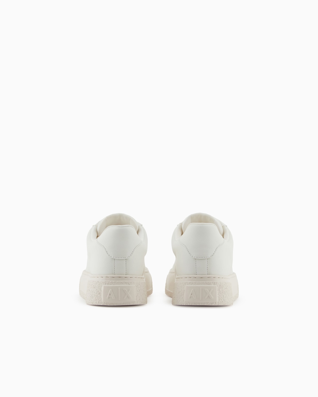 Sneakers Slide 3