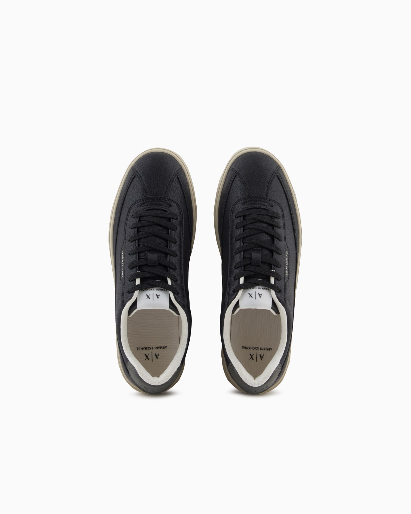 Sneakers Slide 2