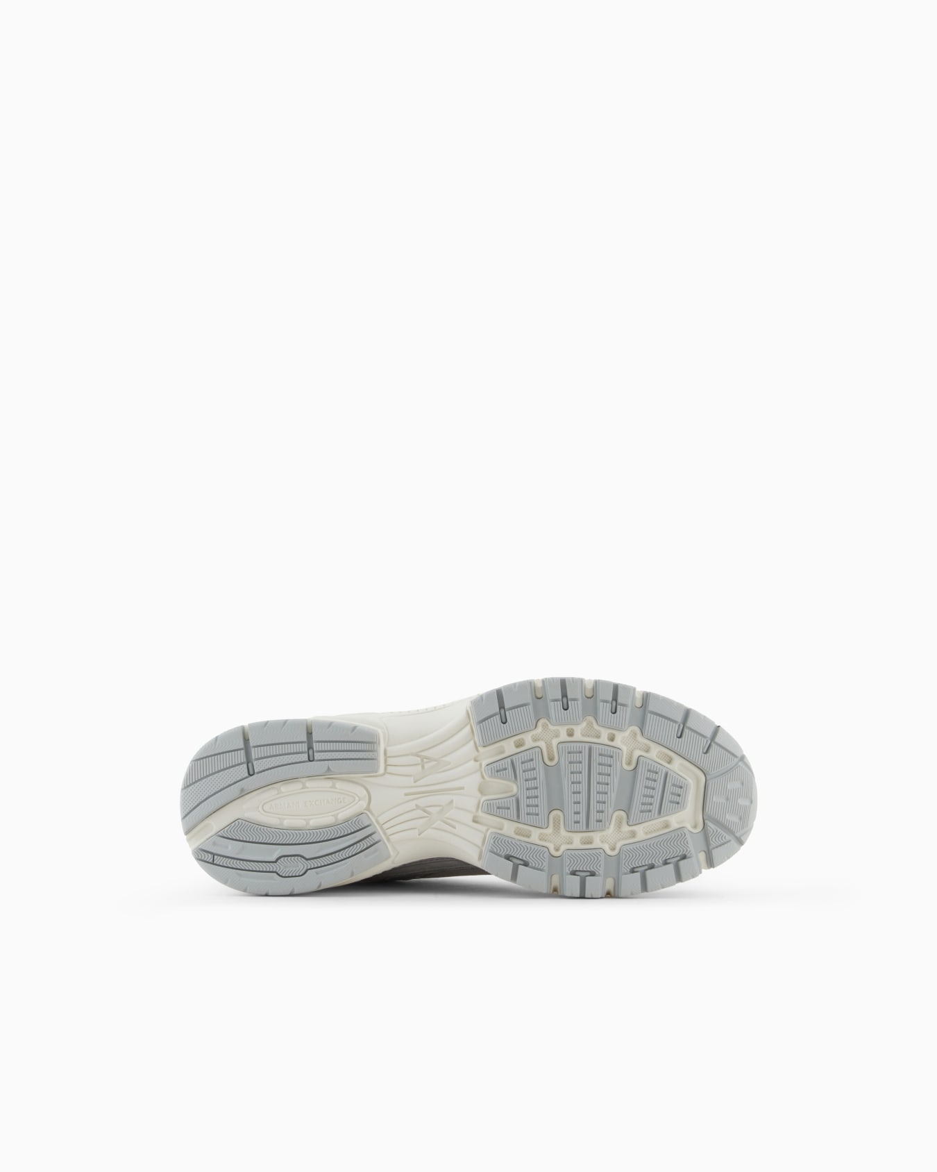 Chunky sneakers with a mix of materials Slide 5