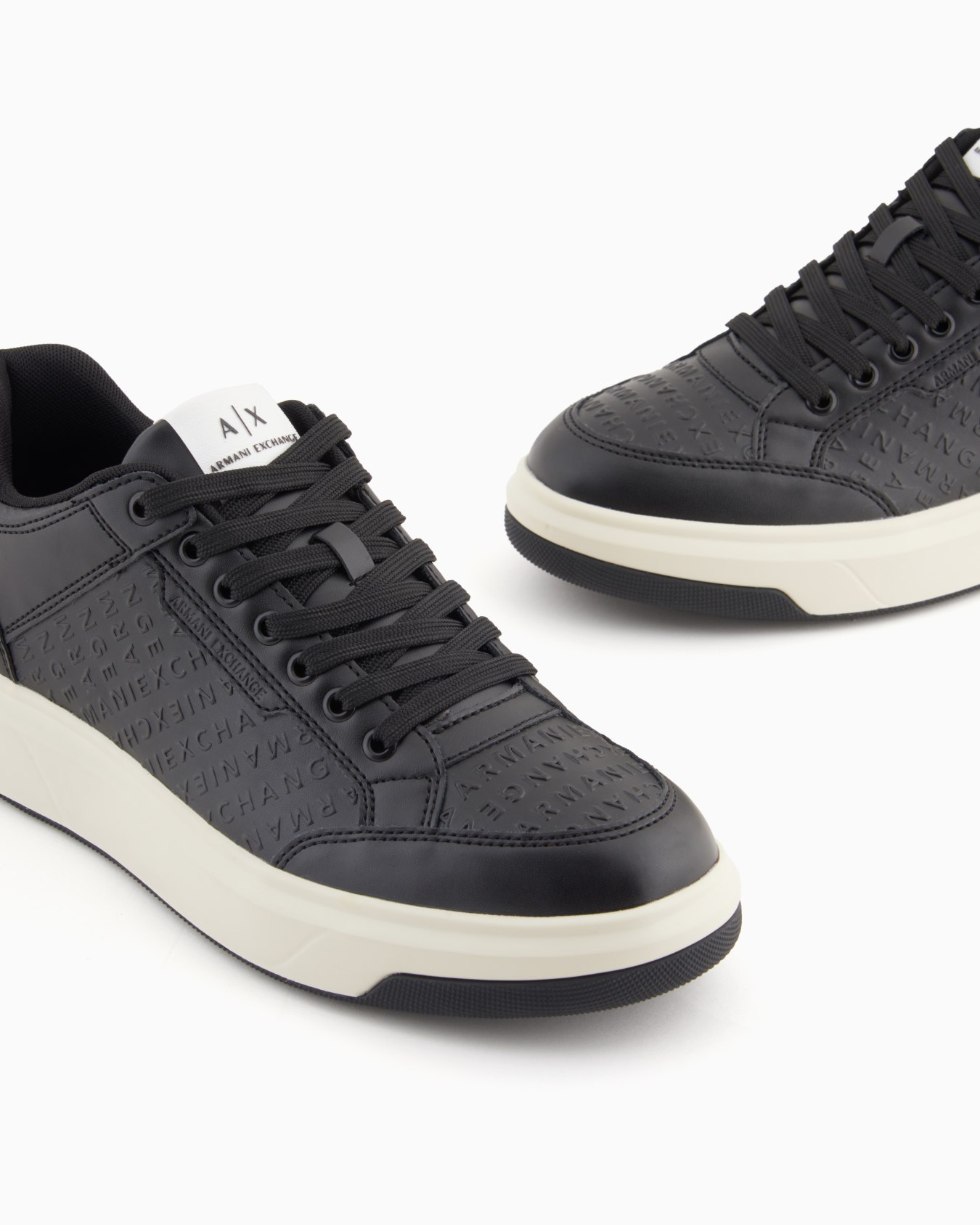 Sneakers Slide 4