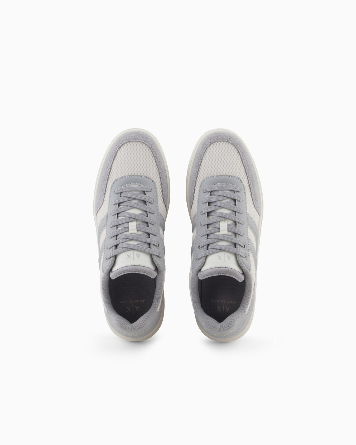 Mesh sneakers with contrasting inserts Slide 2