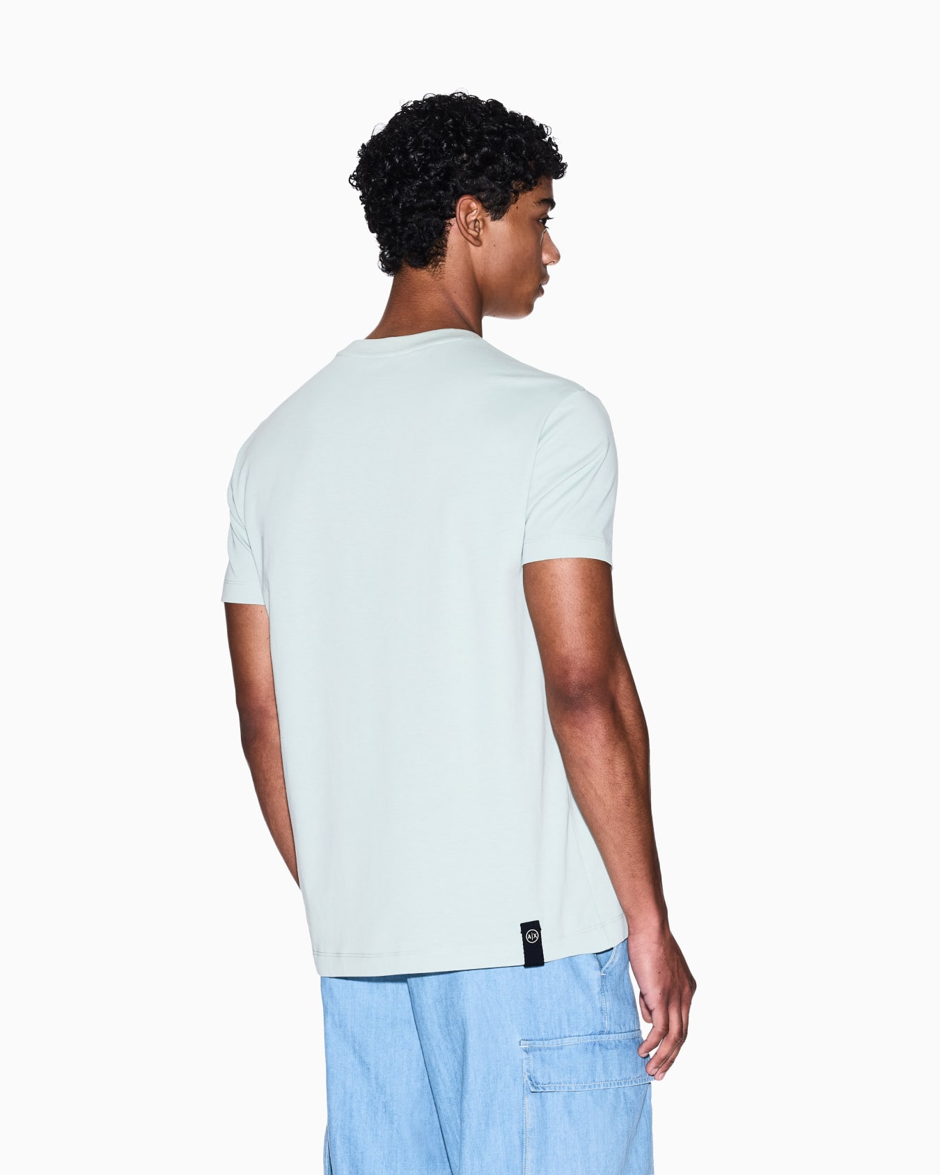 Regular fit T-shirt with round logo Slide 2