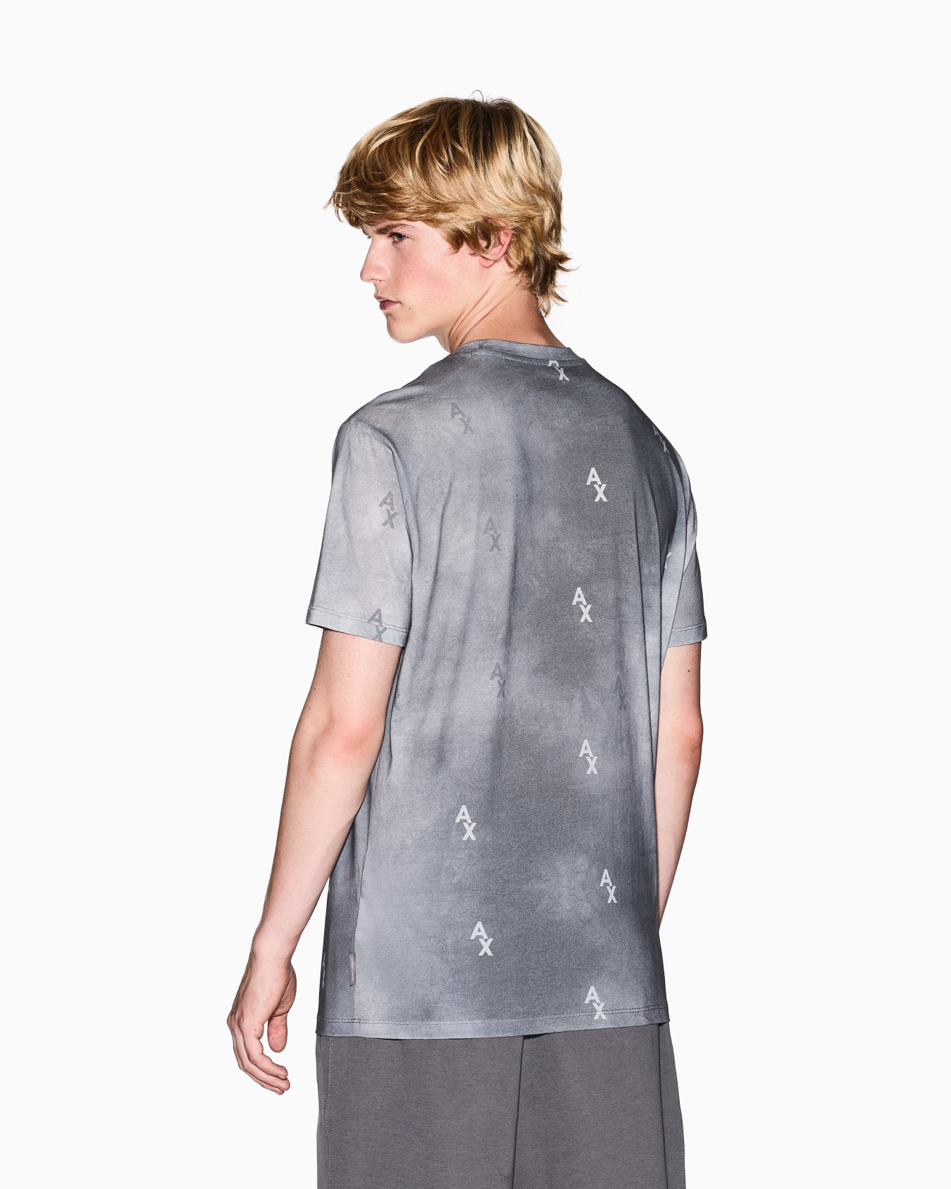 Regular Fit T-Shirts Slide 2