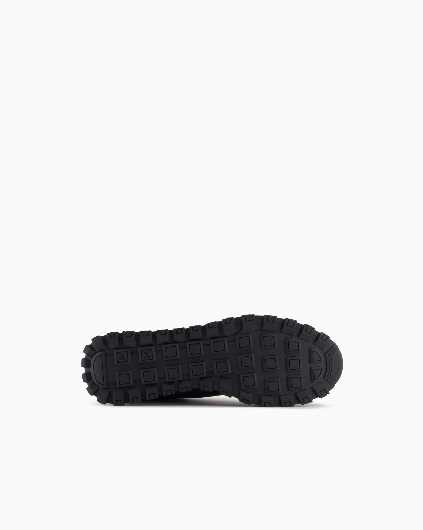 Zapatillas con logotipo en contraste Diapositiva 5