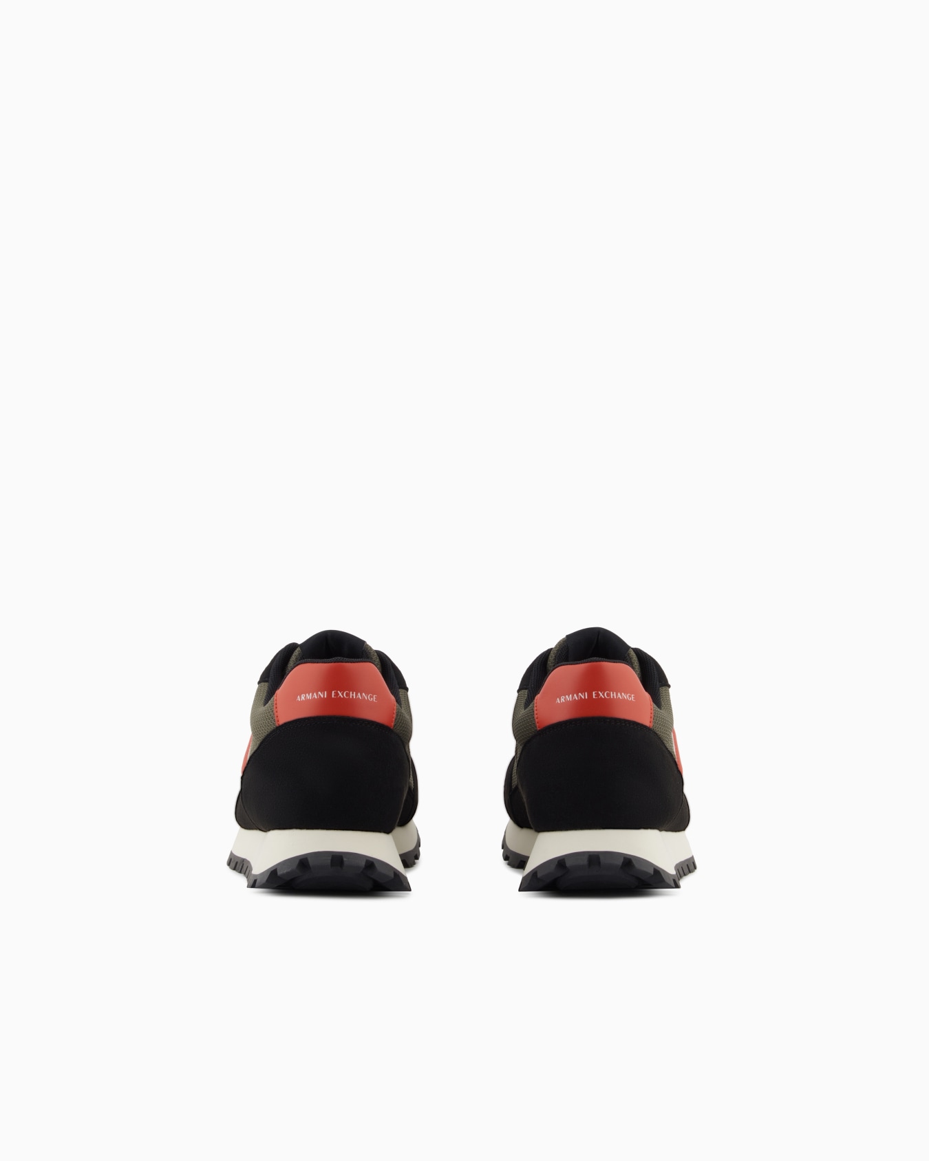 Sneakers Slide 3