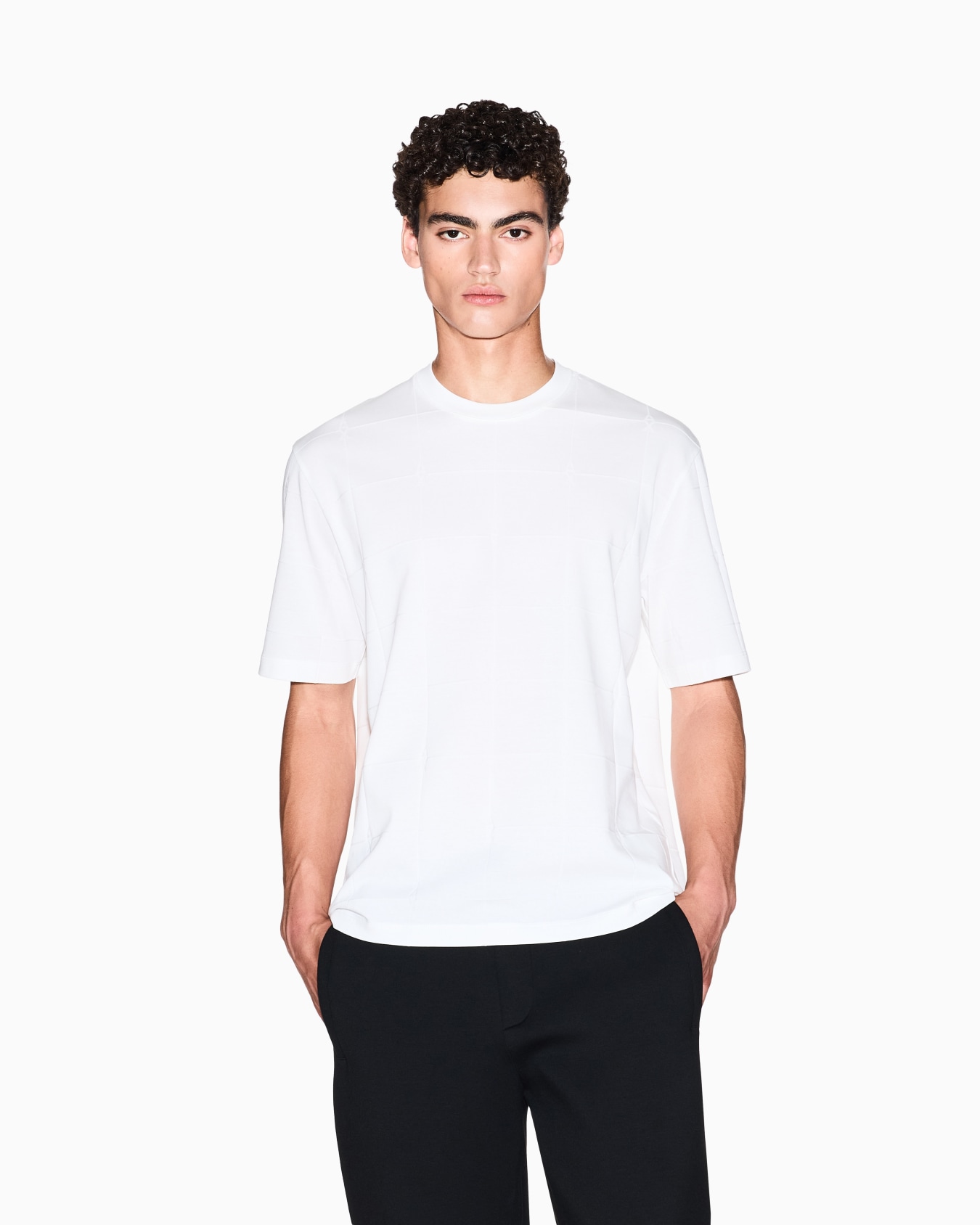 Geometric Pattern T-shirt Diapositiva 3