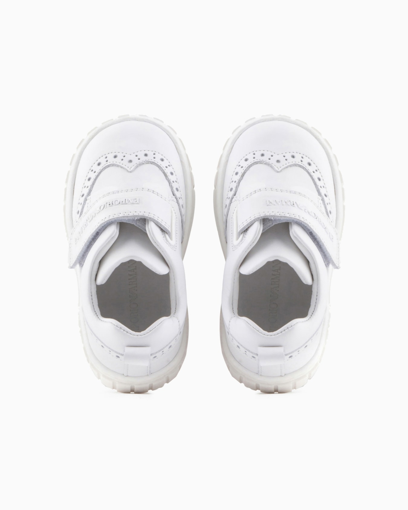 Soft-leather sneakers with wingtip detail and Velcro Diapositiva 2