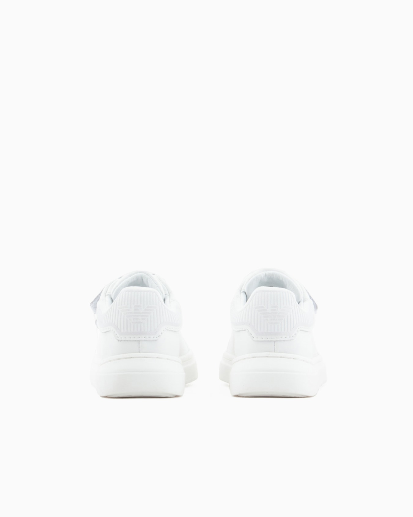Leather sneakers Slide 3