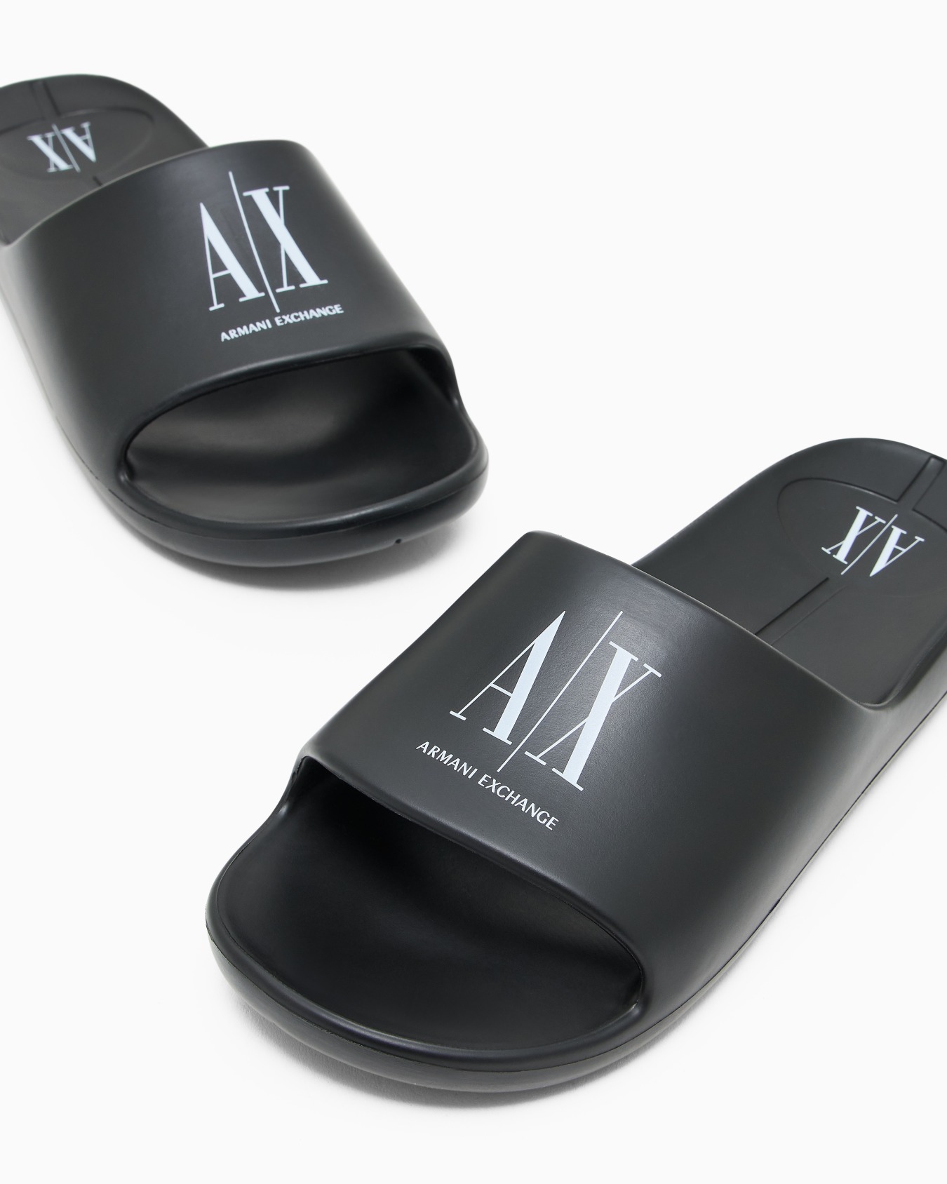 Slippers with Icon Project logo Slide 1