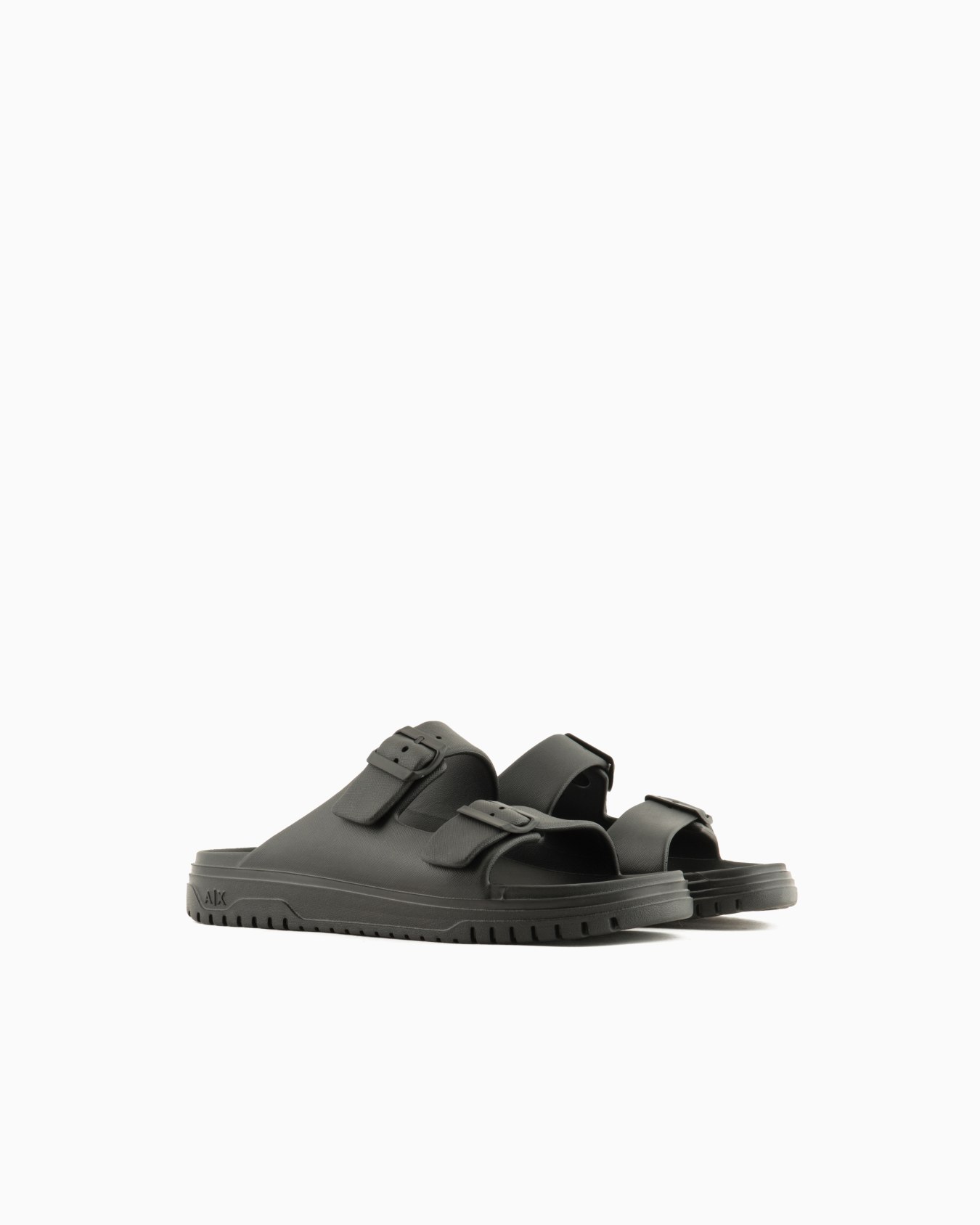 Slippers with two straps and buckles Slide 1