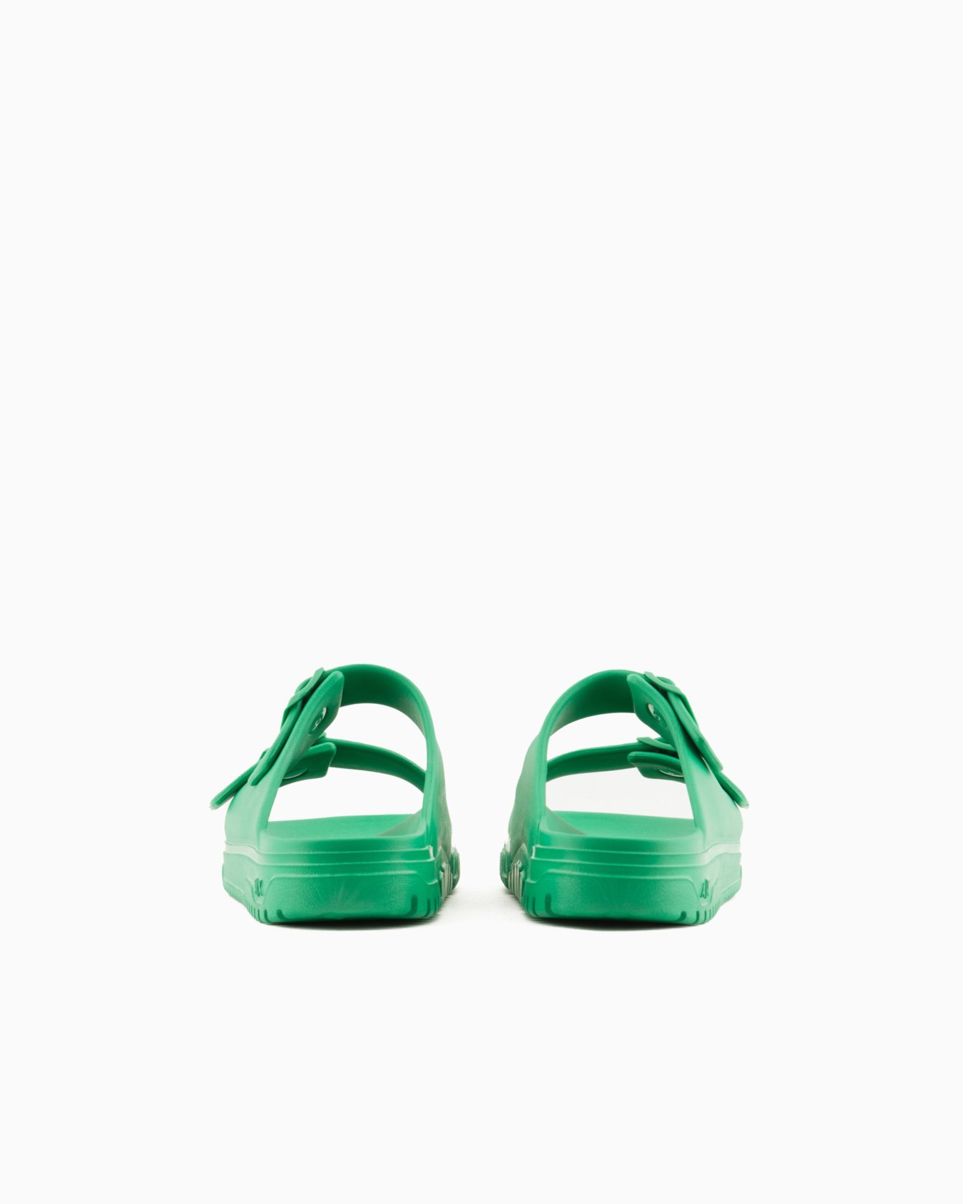 Slippers with two straps and buckles Slide 3