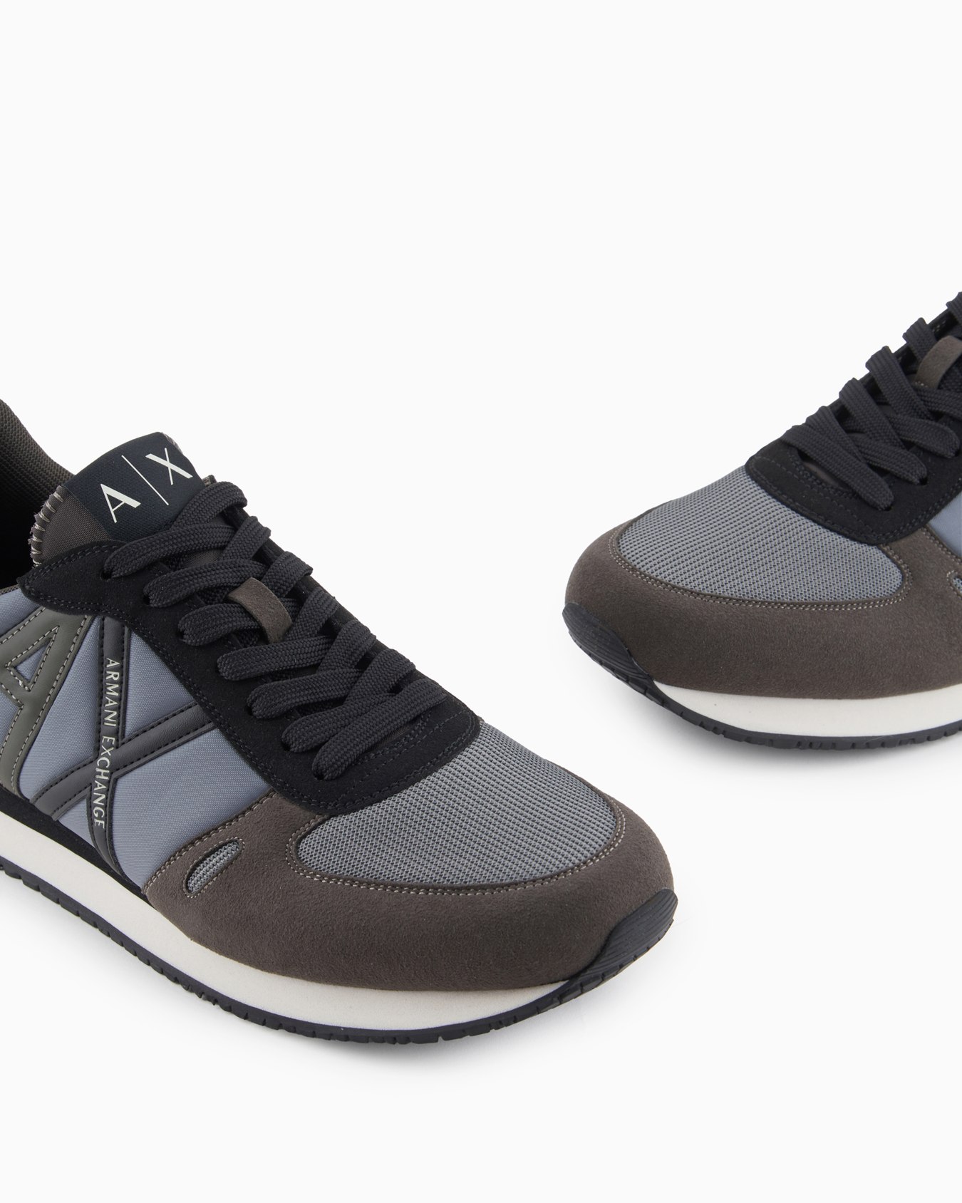 Sneakers in eco-suede, mesh and nylon Slide 4