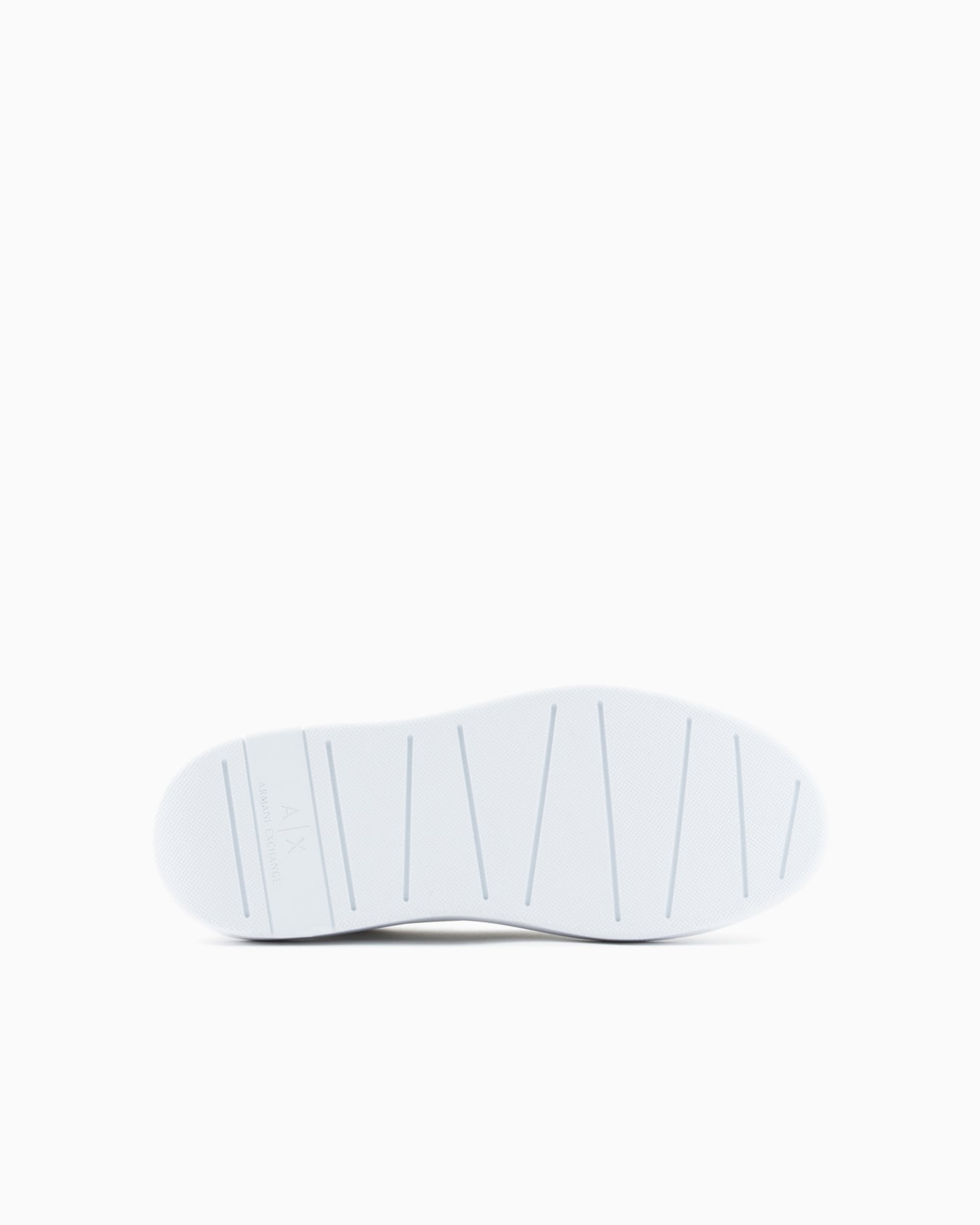Sneakers with logo insert on the heel Slide 5