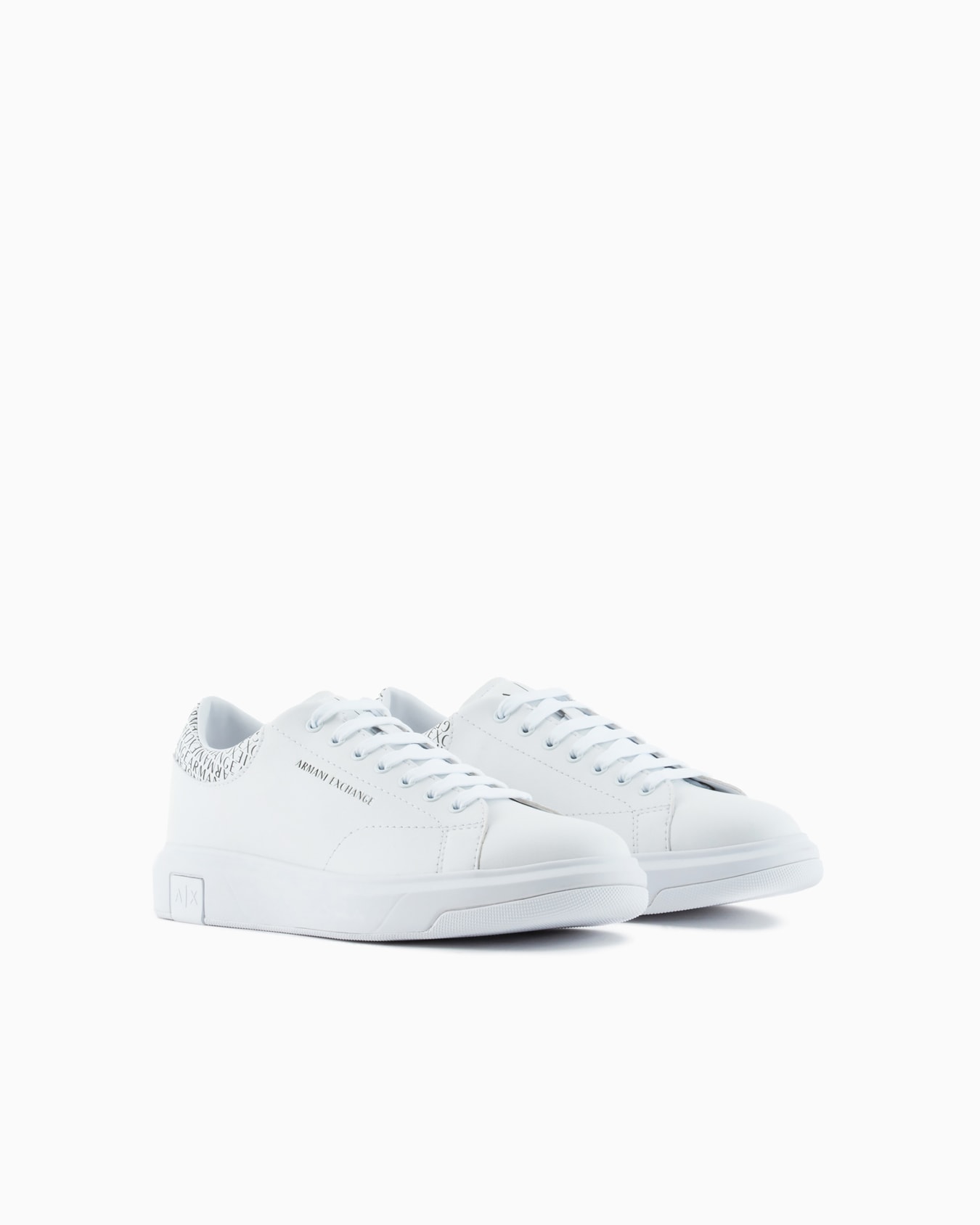 Sneakers with logo insert on the heel Slide 1