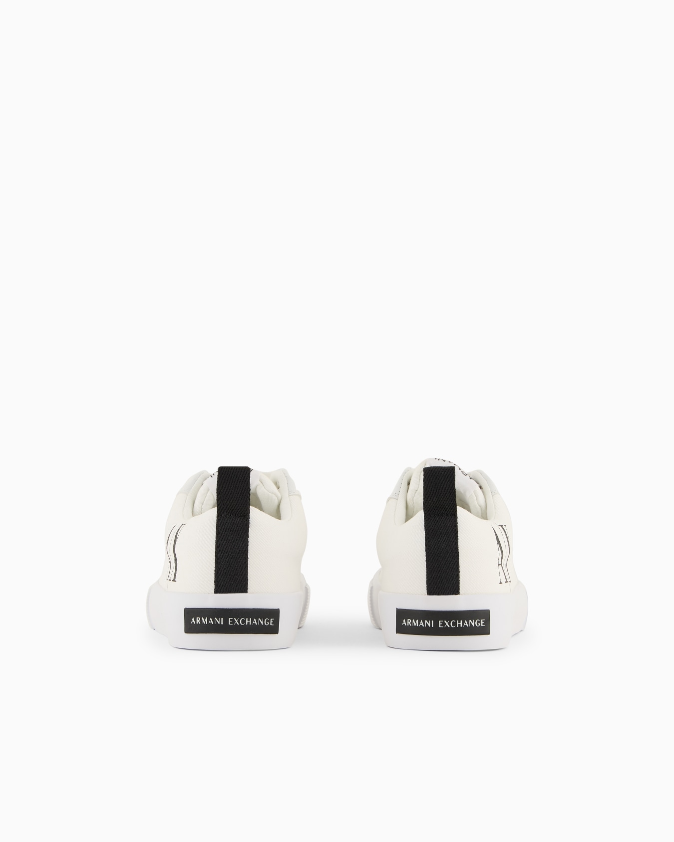 Sneakers with logo Diapositiva 3
