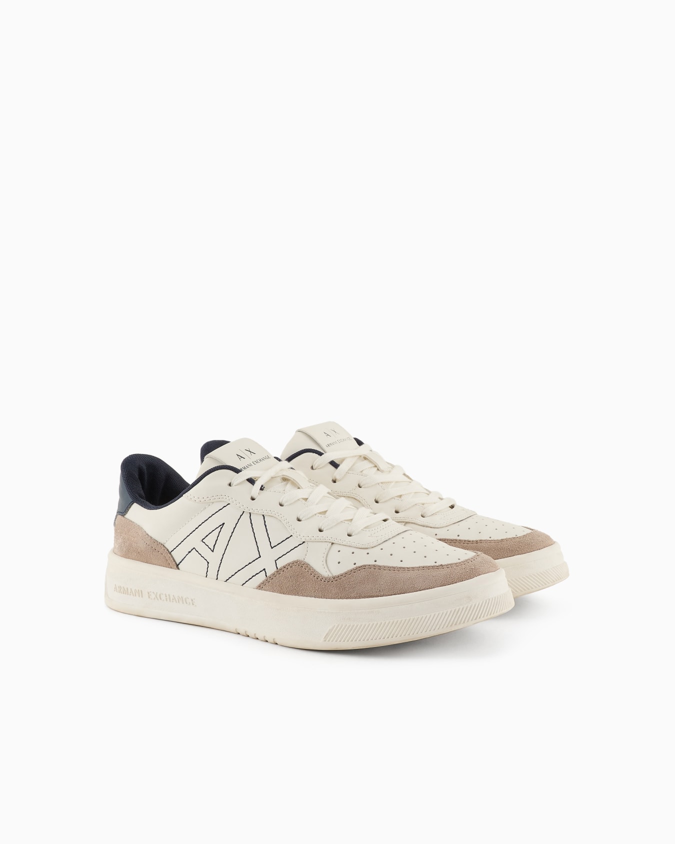 Sneakers with logo Slide 1