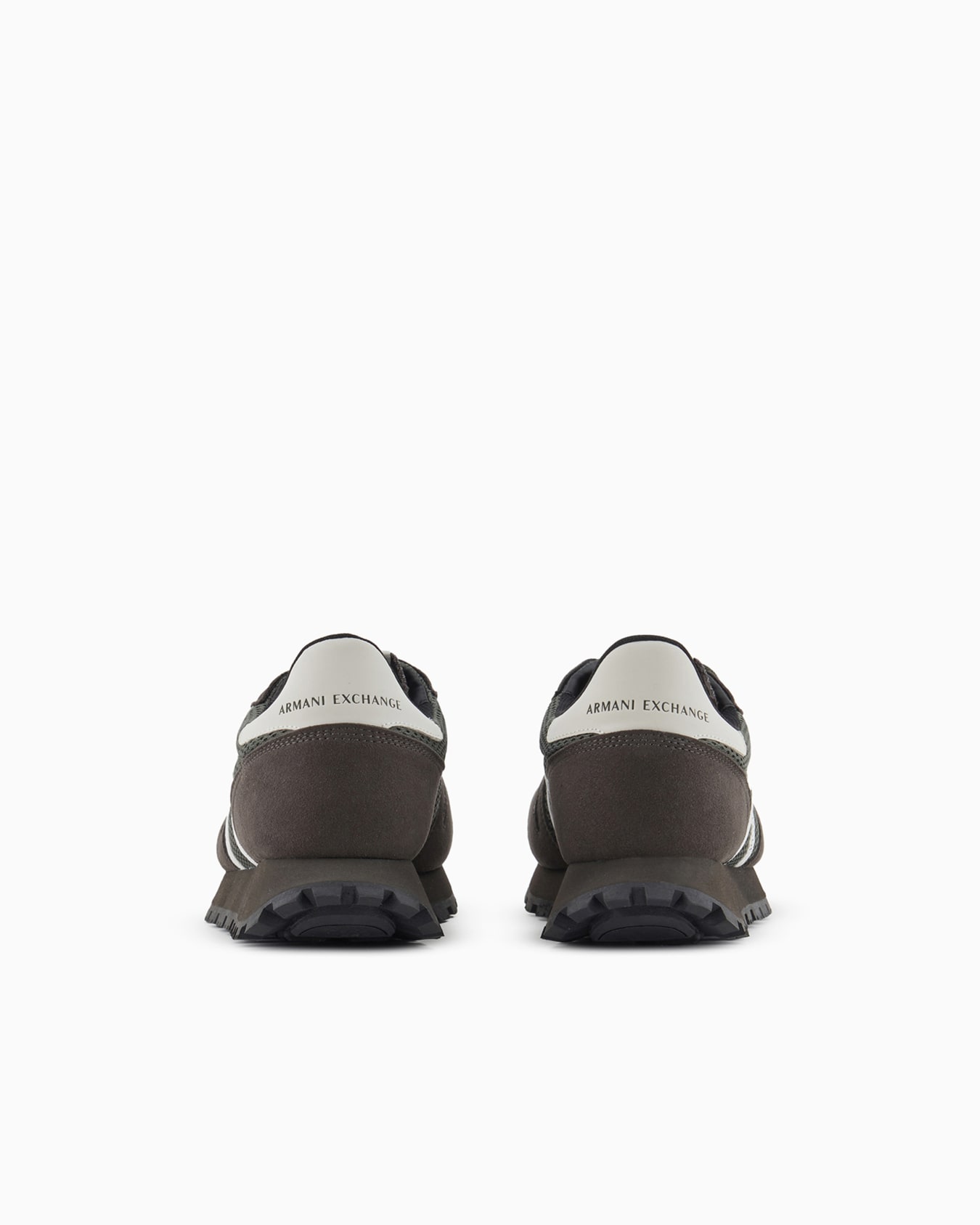 Sneakers mit Mesh- und Öko-Wildledereinsätzen Folie 3