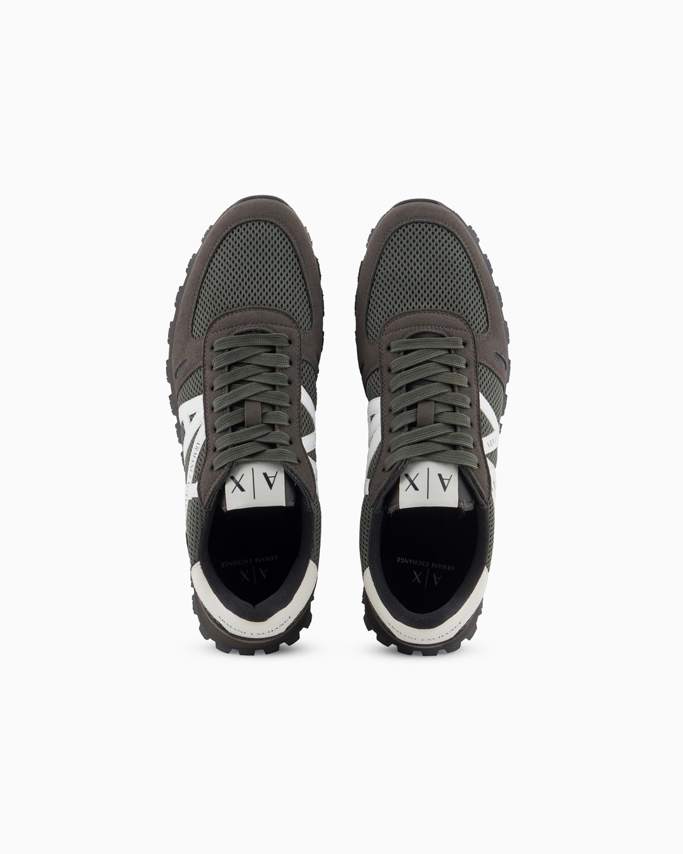 Sneakers mit Mesh- und Öko-Wildledereinsätzen Folie 2