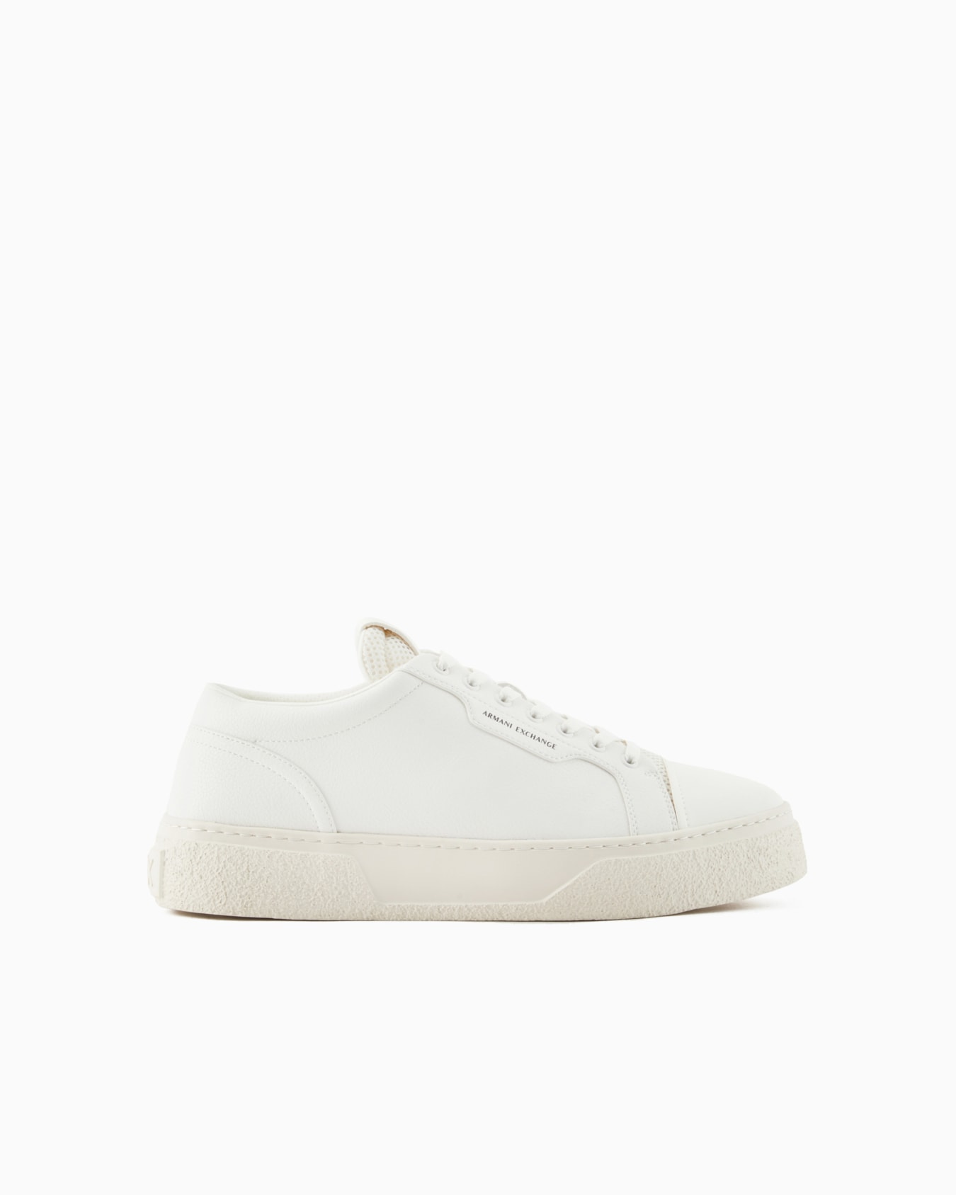 Sneakers with logo Diapositiva 0