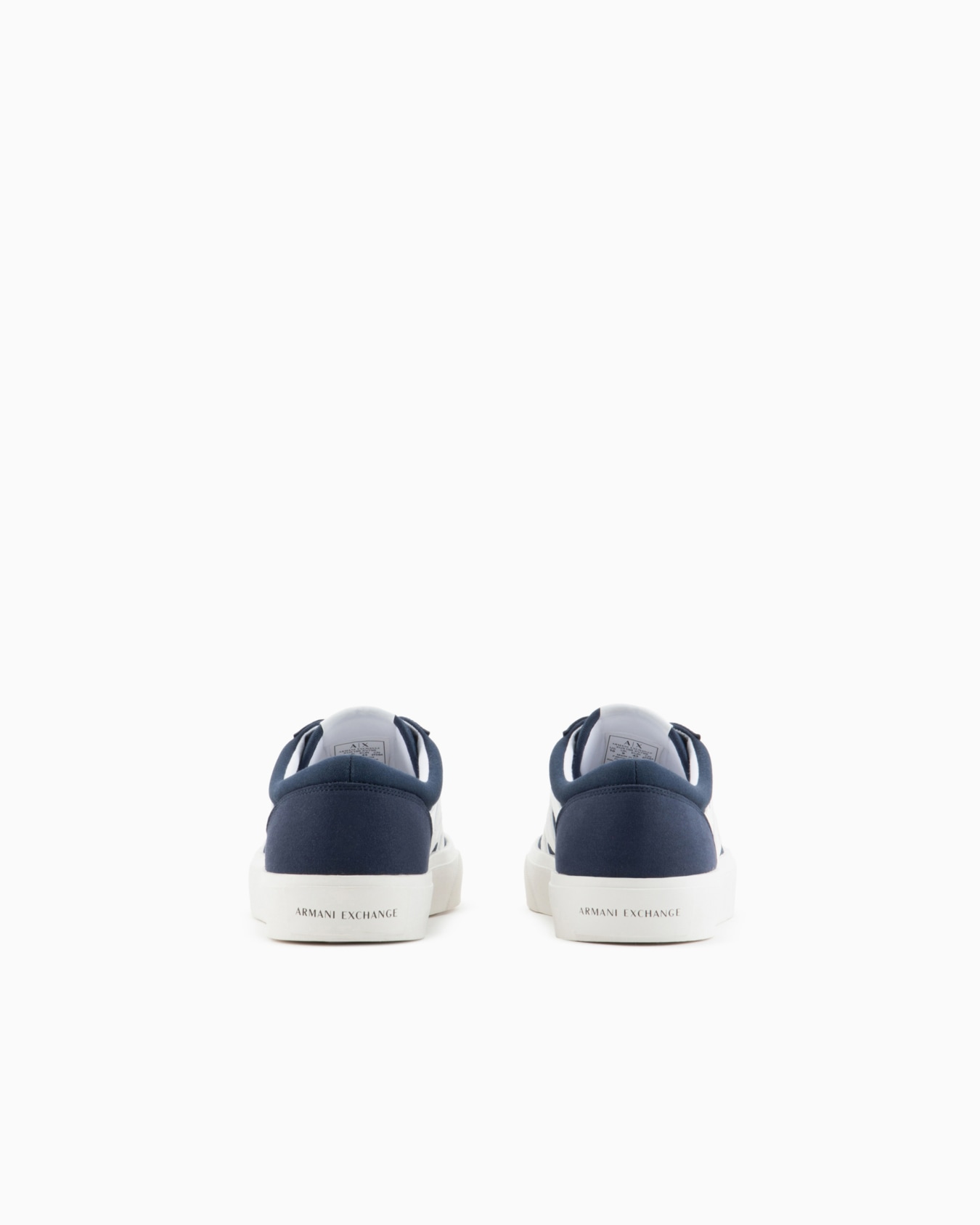 Sneakers with logo Diapositiva 3