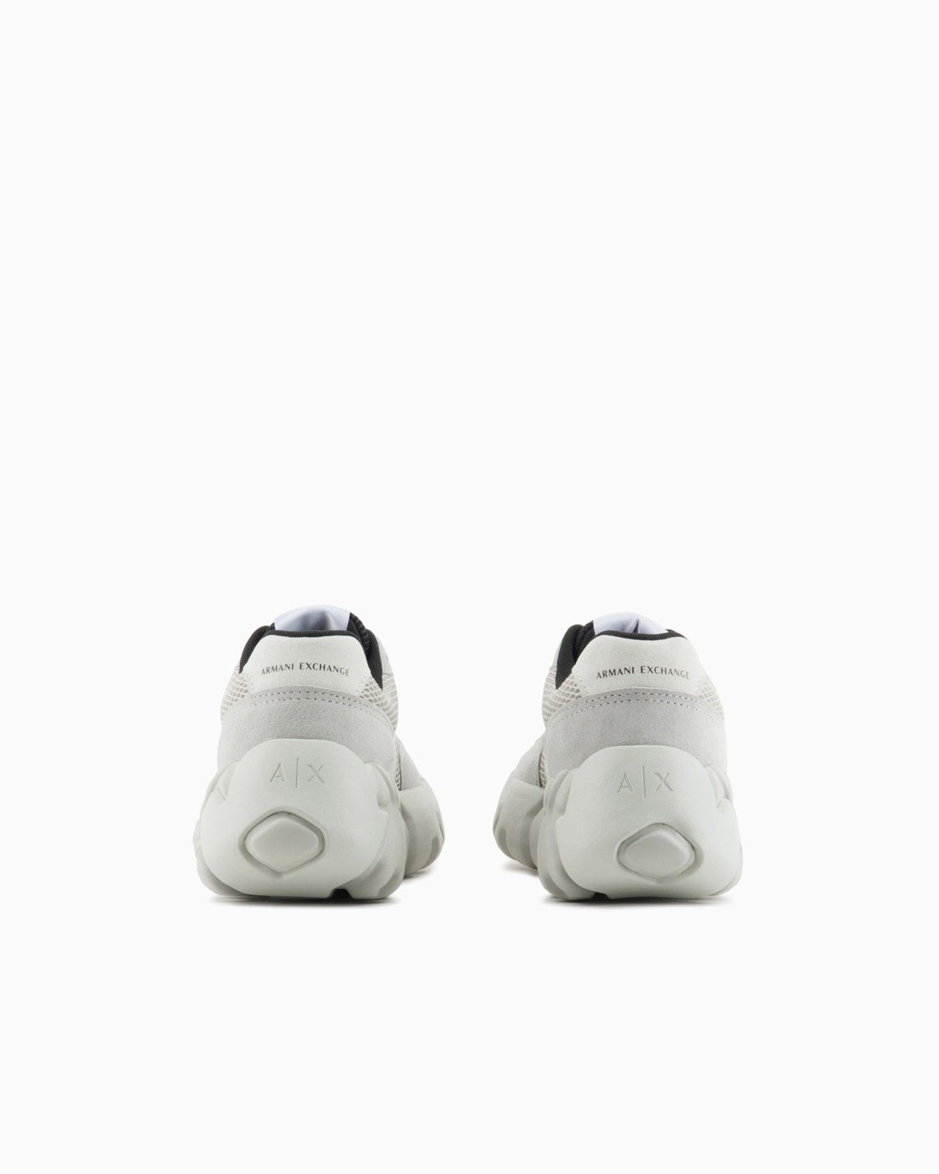 Sneakers with logo Slide 3