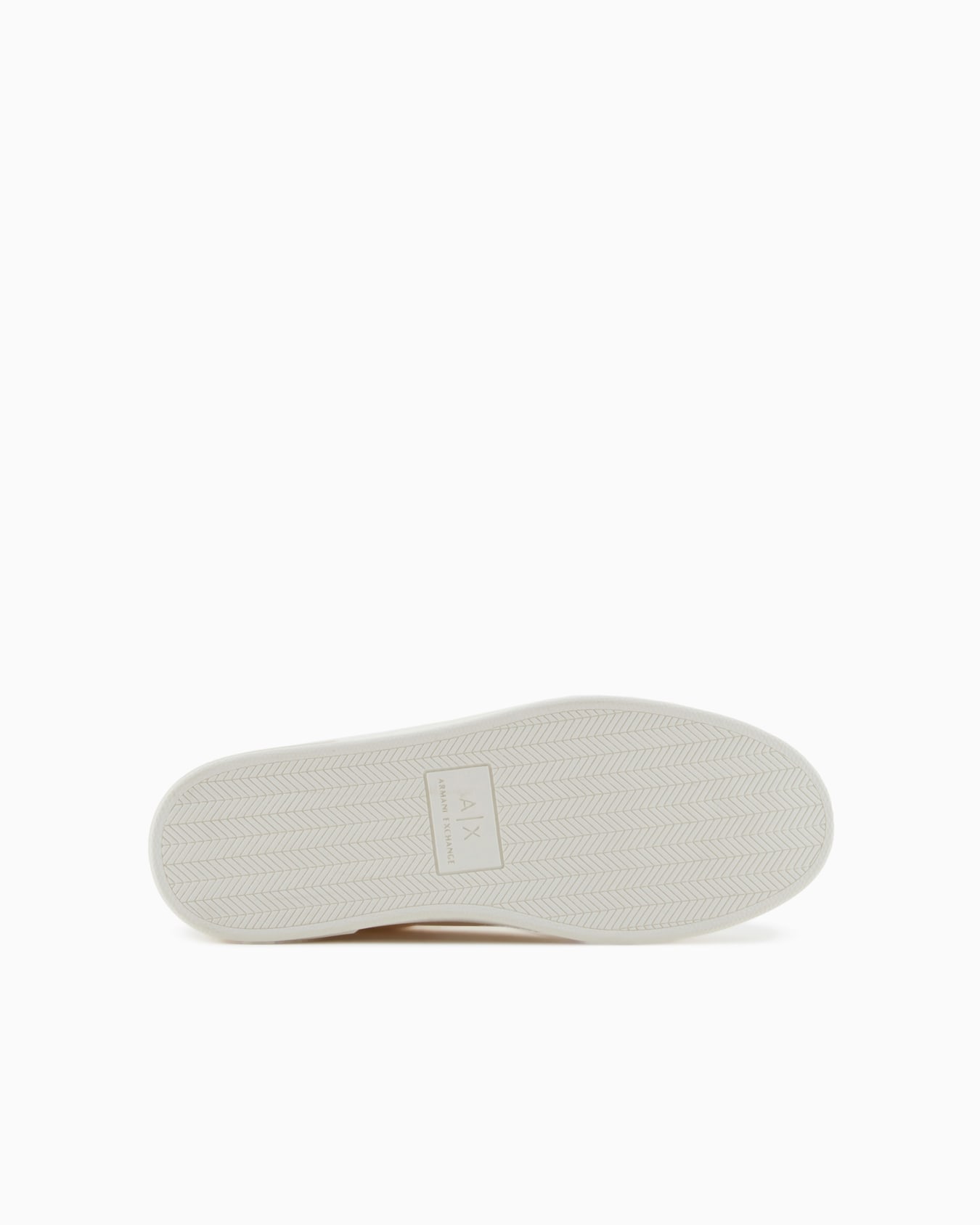 Sneakers with contrasting side bands Slide 5