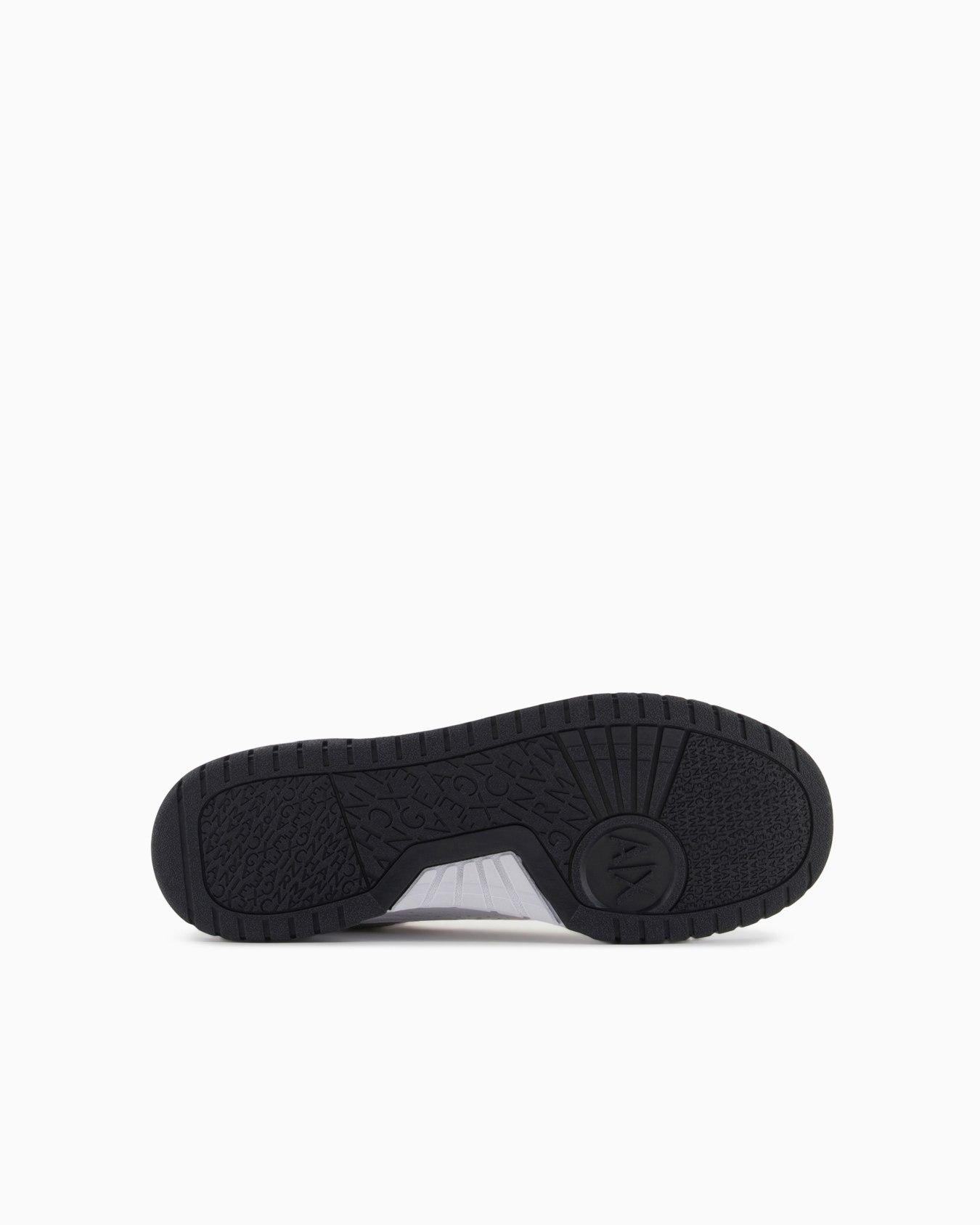 Baskets avec empiècements contrastés en daim Diapositive 5