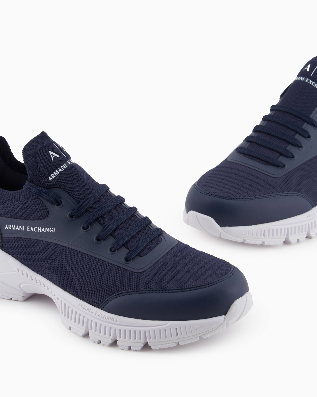 Fabric and mesh sneakers with logo Slide 4