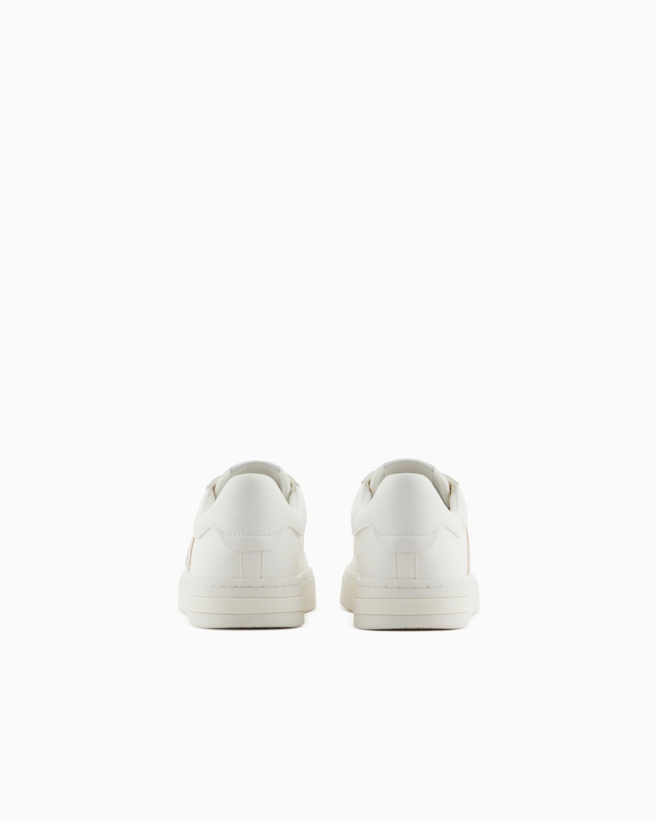 Sneakers with logo patch Slide 3
