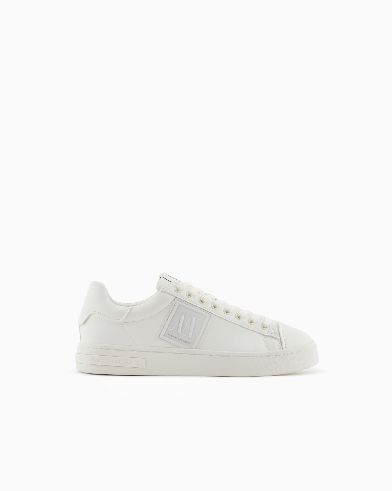 Sneakers with logo patch Slide 0